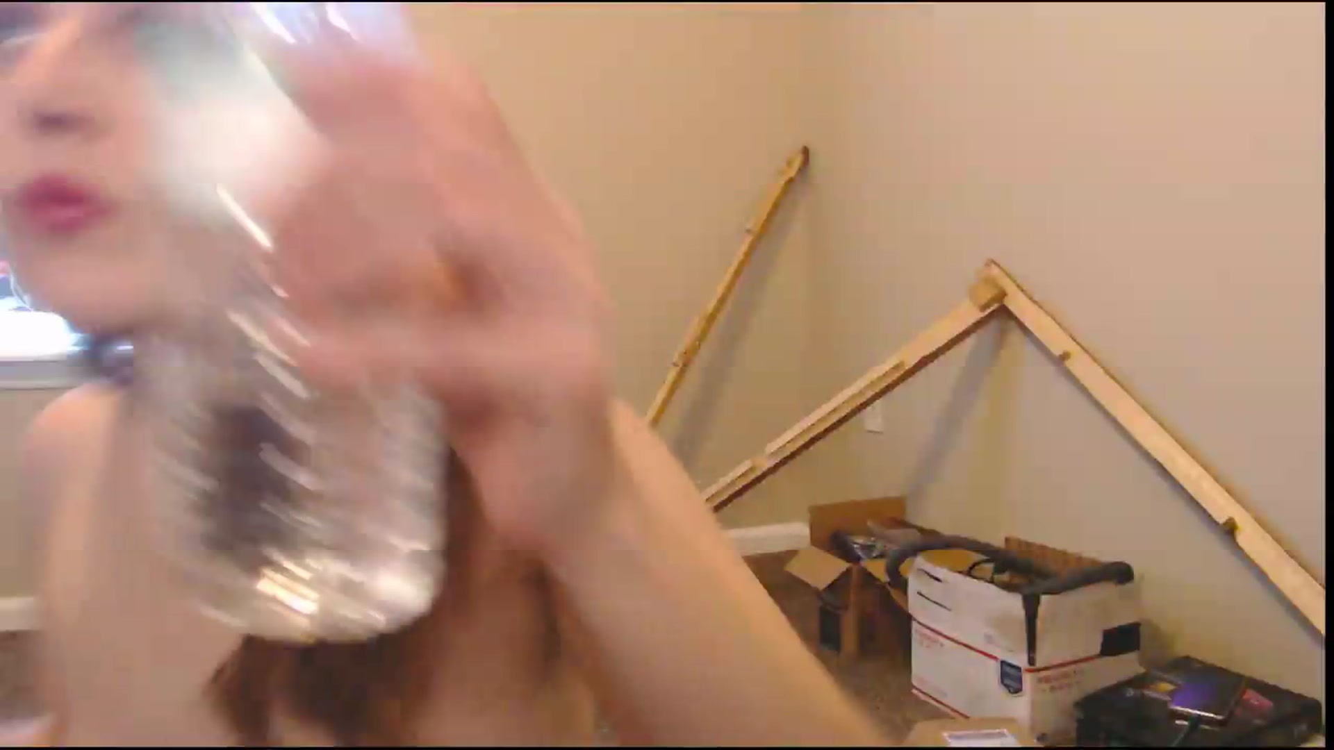 Gallery image thumbnail from ElliePiper's myfreecams stream on, 08/18/2026, 19:15 image 5 of 20