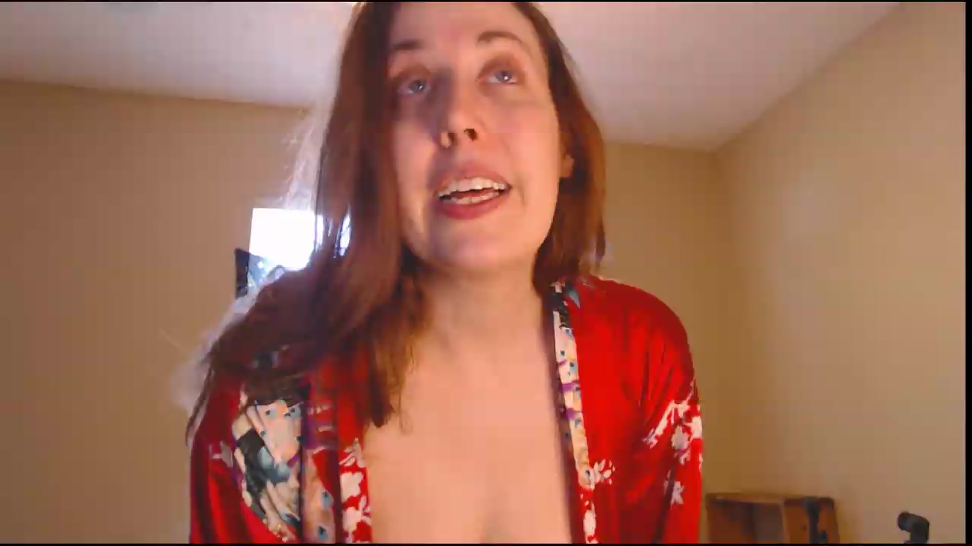 Gallery image thumbnail from ElliePiper's myfreecams stream on, 08/24/2026, 18:23 image 3 of 20