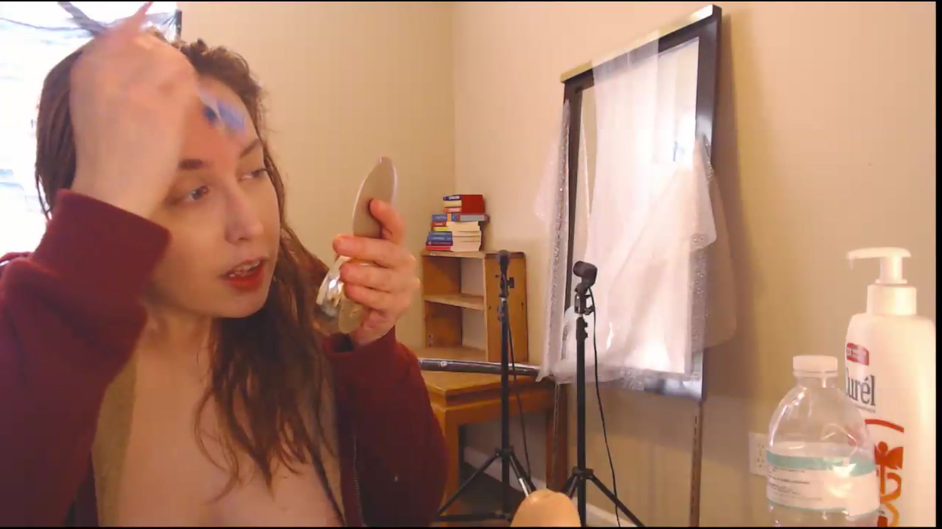 Gallery image thumbnail from ElliePiper's myfreecams stream on, 08/27/2026, 16:33 image 6 of 20
