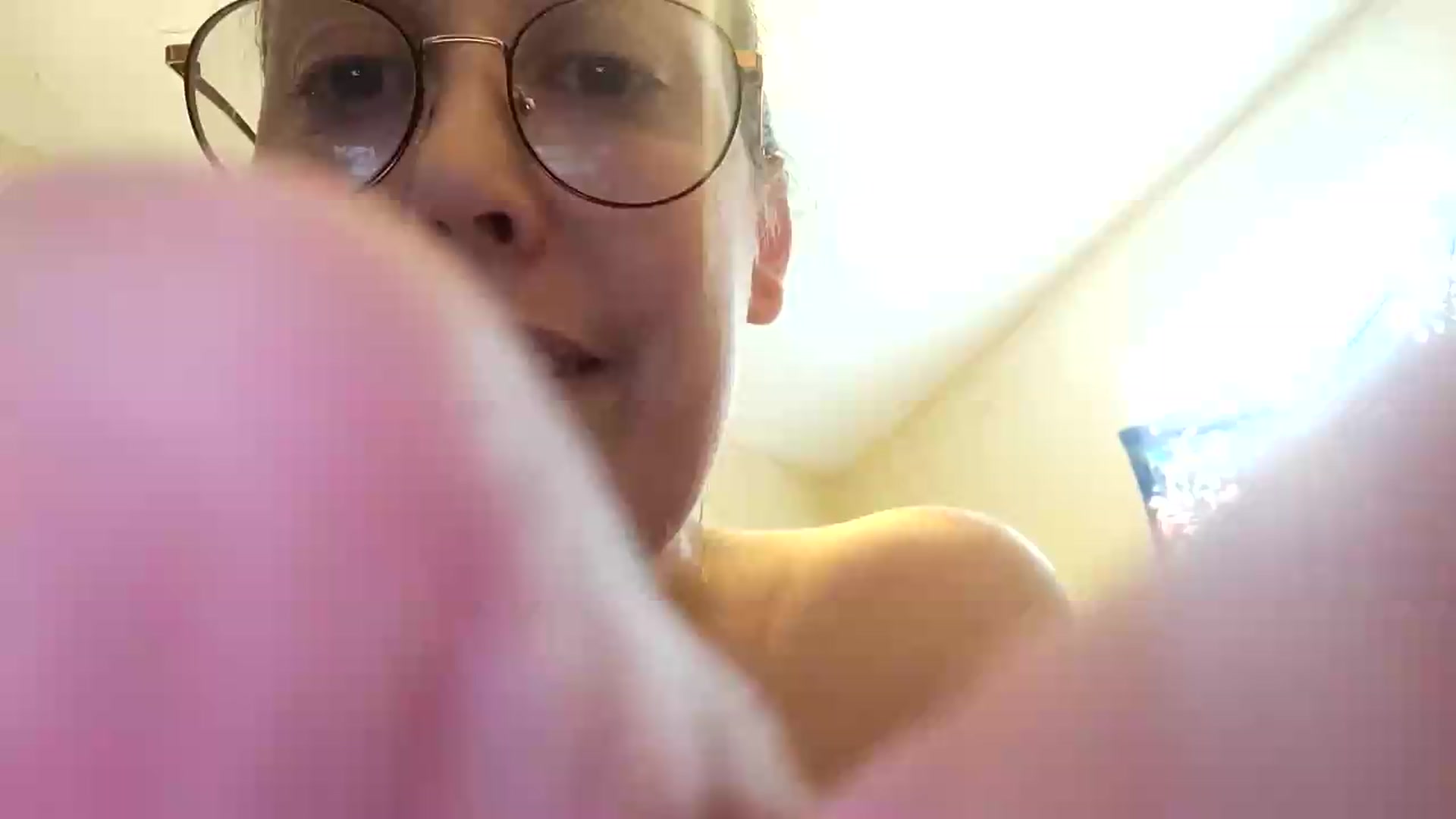 Gallery image thumbnail from ElliePiper's myfreecams stream on, 08/31/2026, 19:42 image 1 of 20