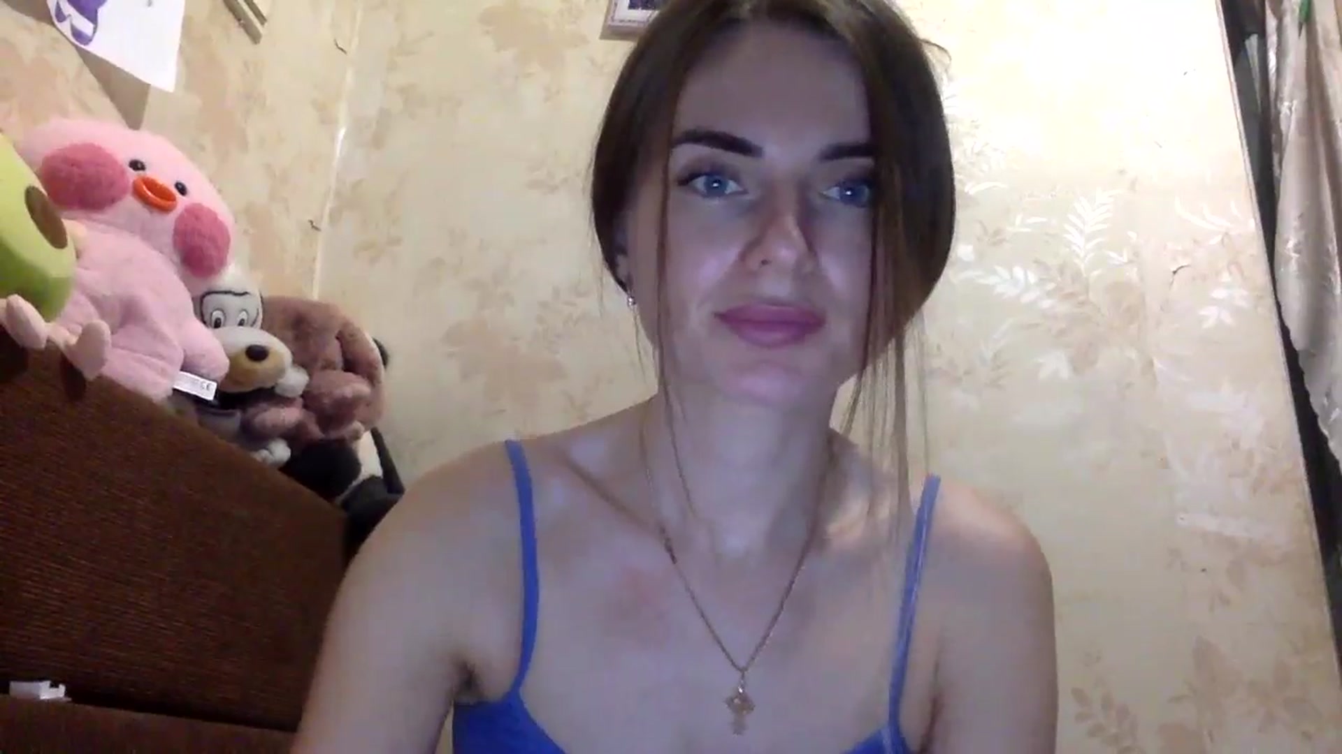 Gallery image thumbnail from EllieSiren's myfreecams stream on, 07/09/2024, 24:14 image 6 of 20
