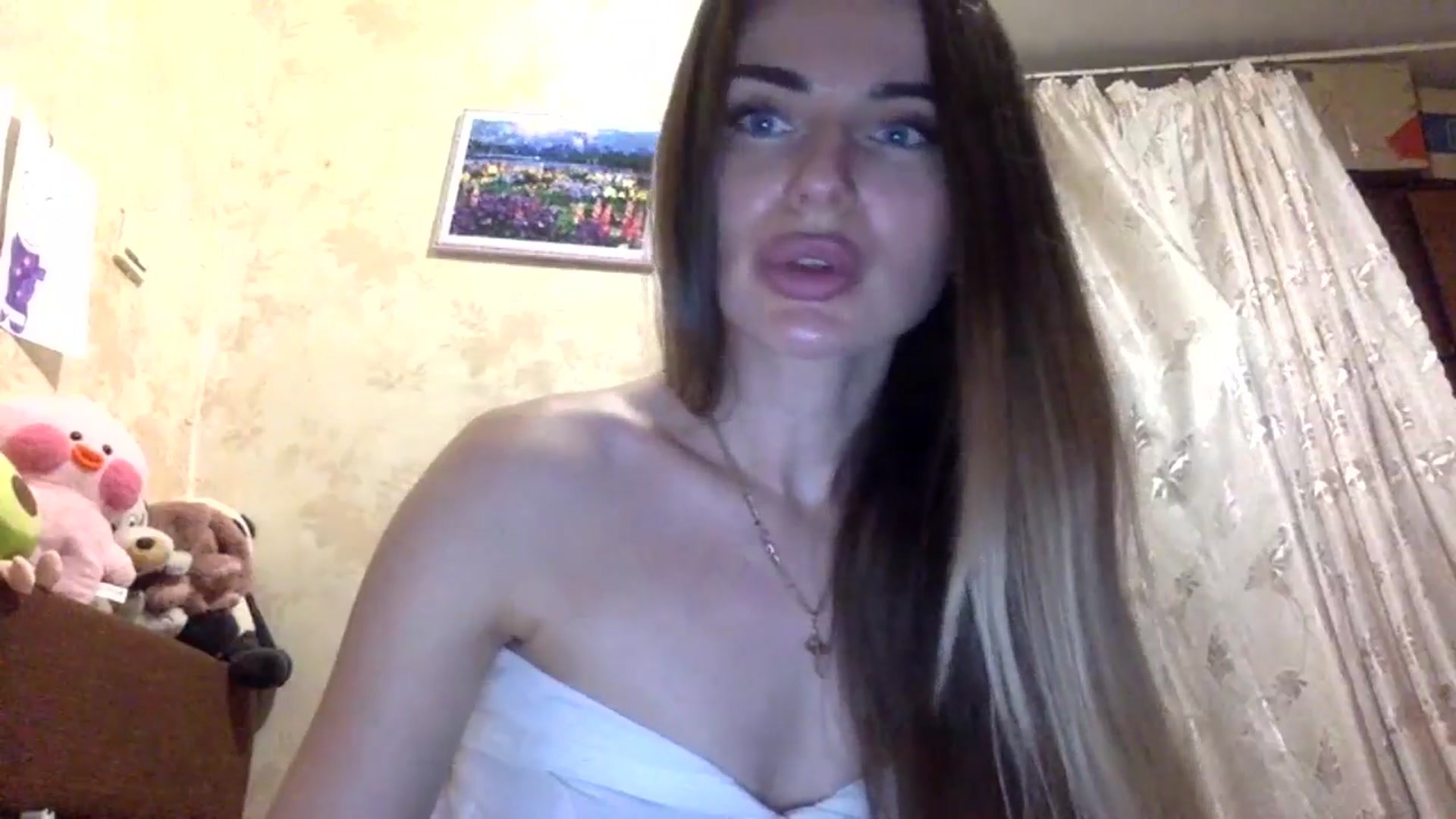 Gallery image thumbnail from EllieSiren's myfreecams stream on, 07/09/2024, 19:03 image 18 of 20