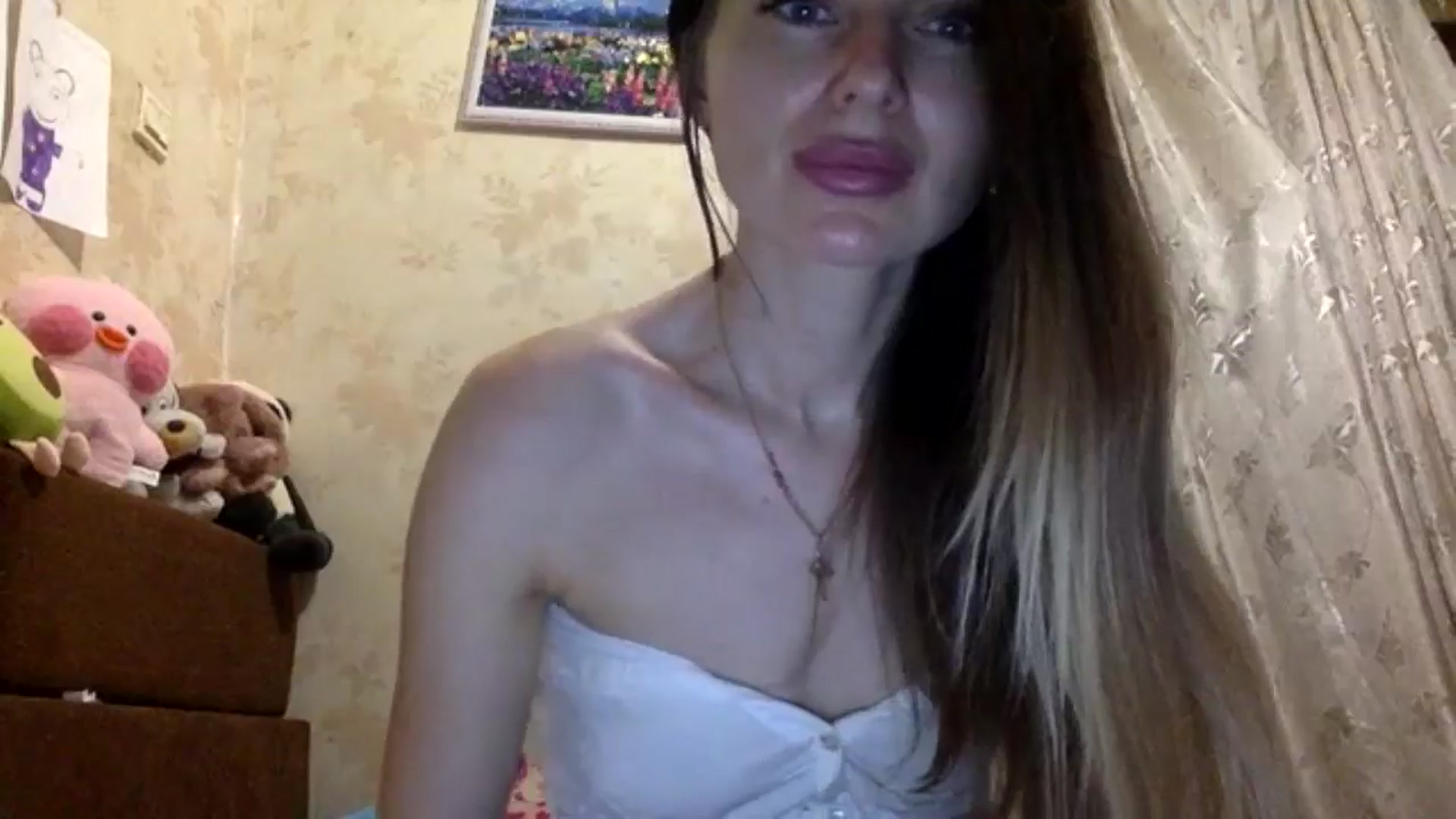 Gallery image thumbnail from EllieSiren's myfreecams stream on, 07/09/2024, 19:03 image 6 of 20