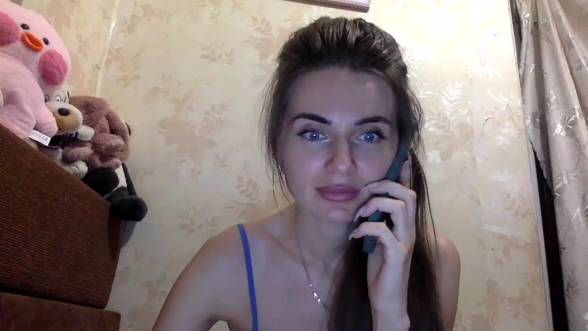 Gallery image thumbnail from EllieSiren's myfreecams stream on, 07/09/2024, 21:55 image 17 of 20