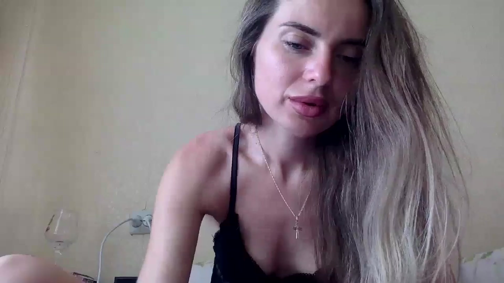 Gallery image thumbnail from EllieSiren's myfreecams stream on, 07/14/2024, 12:00 image 9 of 20