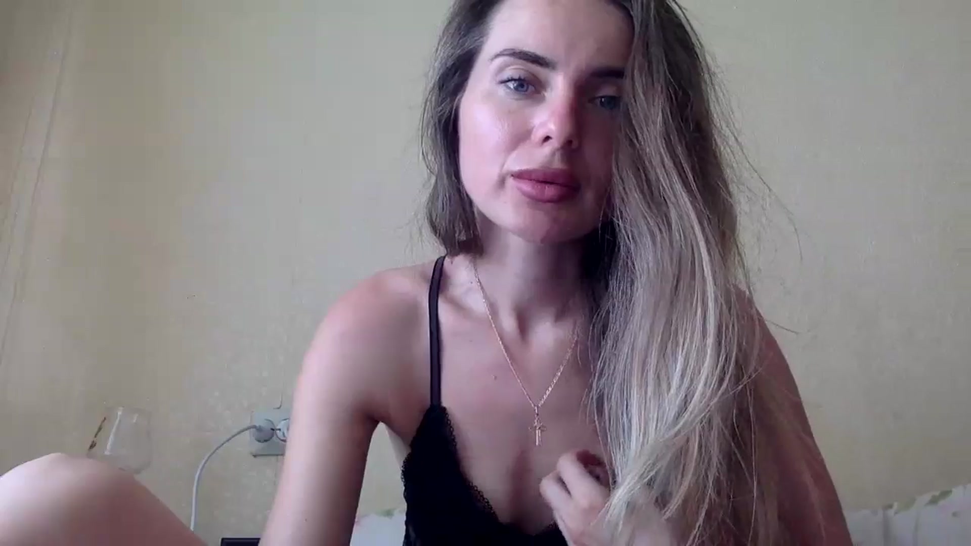 Gallery image thumbnail from EllieSiren's myfreecams stream on, 07/14/2024, 12:00 image 11 of 20