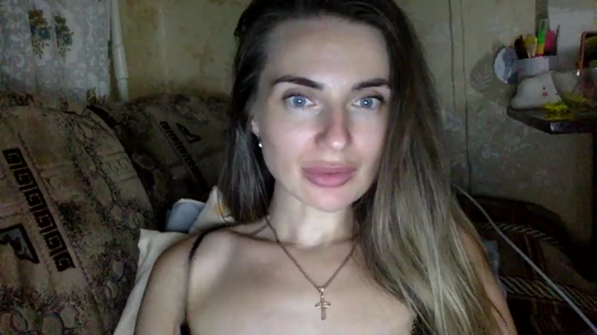 Gallery image thumbnail from EllieSiren's myfreecams stream on, 07/15/2024, 24:01 image 8 of 20
