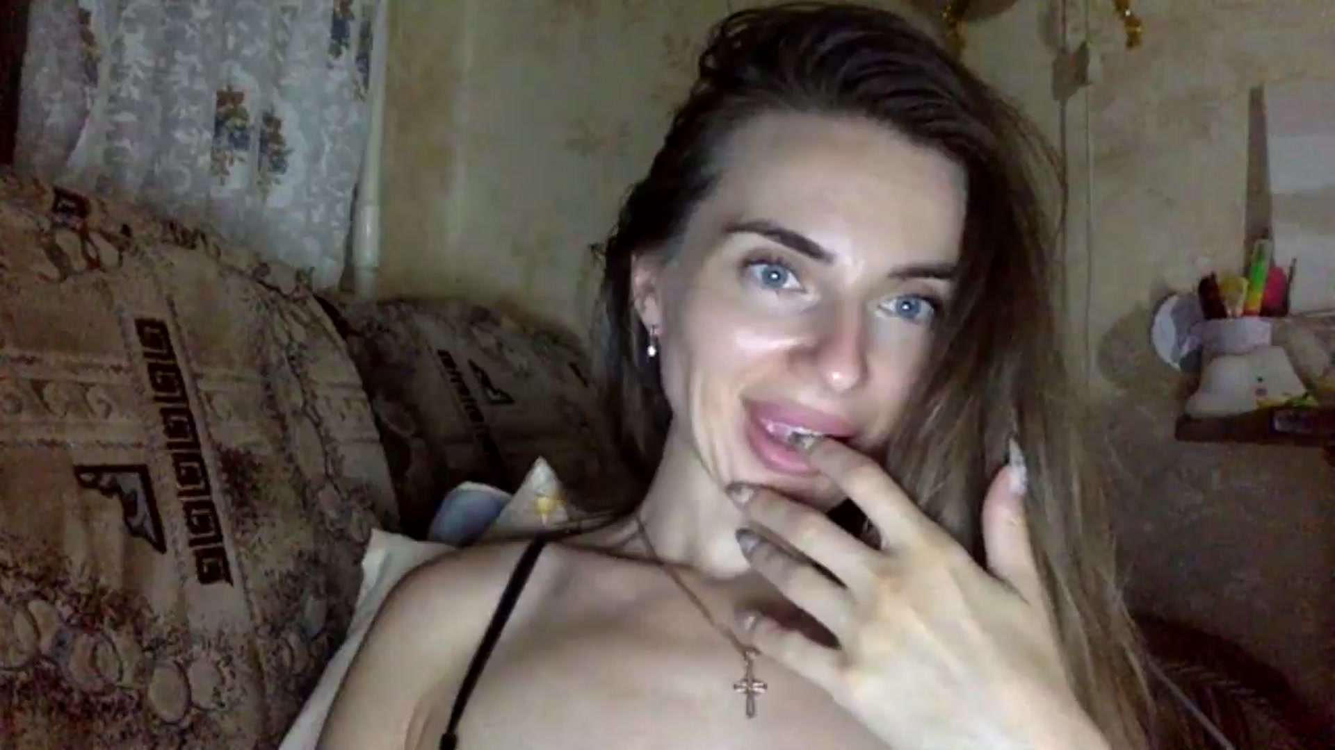 Gallery image thumbnail from EllieSiren's myfreecams stream on, 07/15/2024, 24:01 image 11 of 20