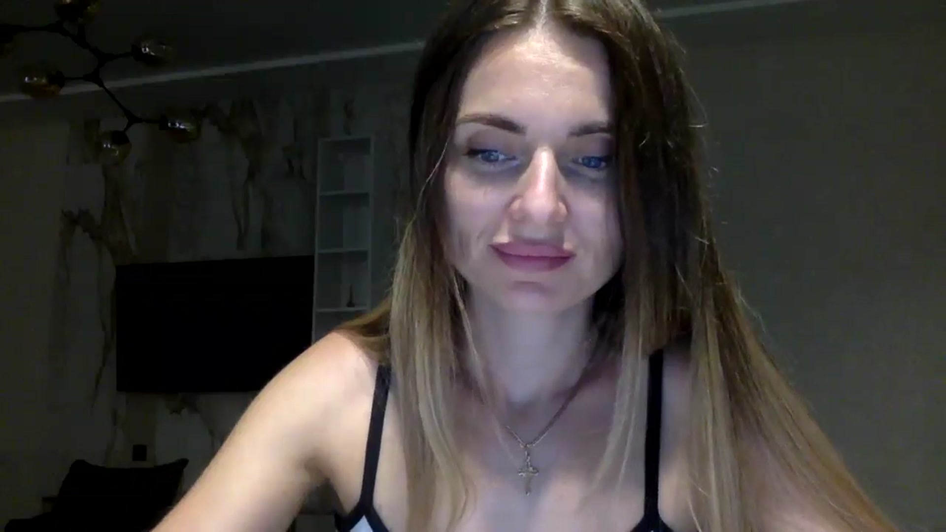 Gallery image thumbnail from EllieSiren's myfreecams stream on, 07/16/2024, 18:33 image 18 of 20