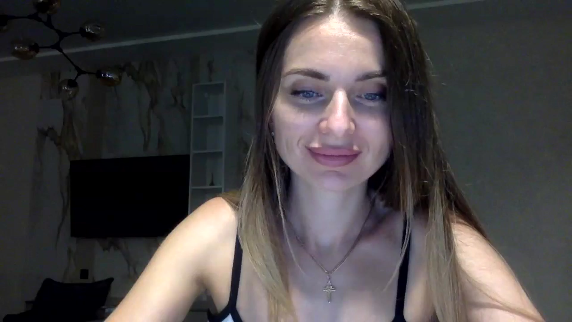 Gallery image thumbnail from EllieSiren's myfreecams stream on, 07/16/2024, 18:33 image 15 of 20