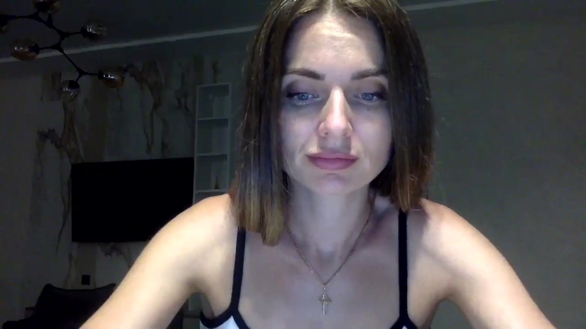 Gallery image thumbnail from EllieSiren's myfreecams stream on, 07/16/2024, 18:33 image 10 of 20