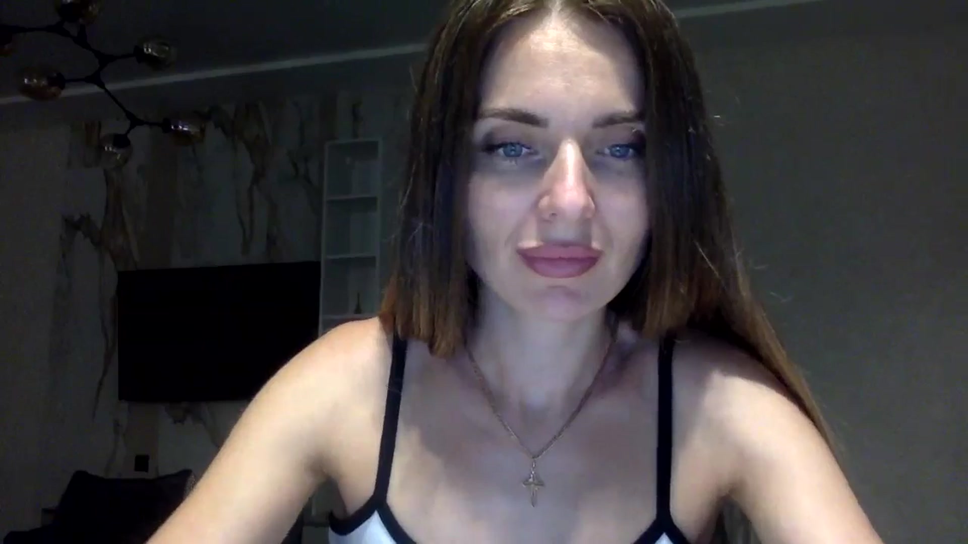 Gallery image thumbnail from EllieSiren's myfreecams stream on, 07/16/2024, 18:33 image 5 of 20