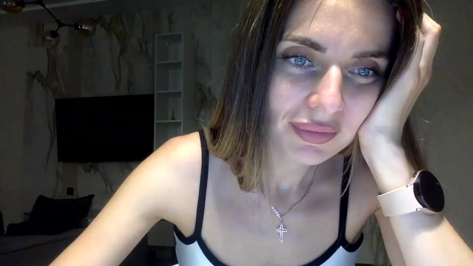 Gallery image thumbnail from EllieSiren's myfreecams stream on, 07/16/2024, 19:02 image 16 of 20