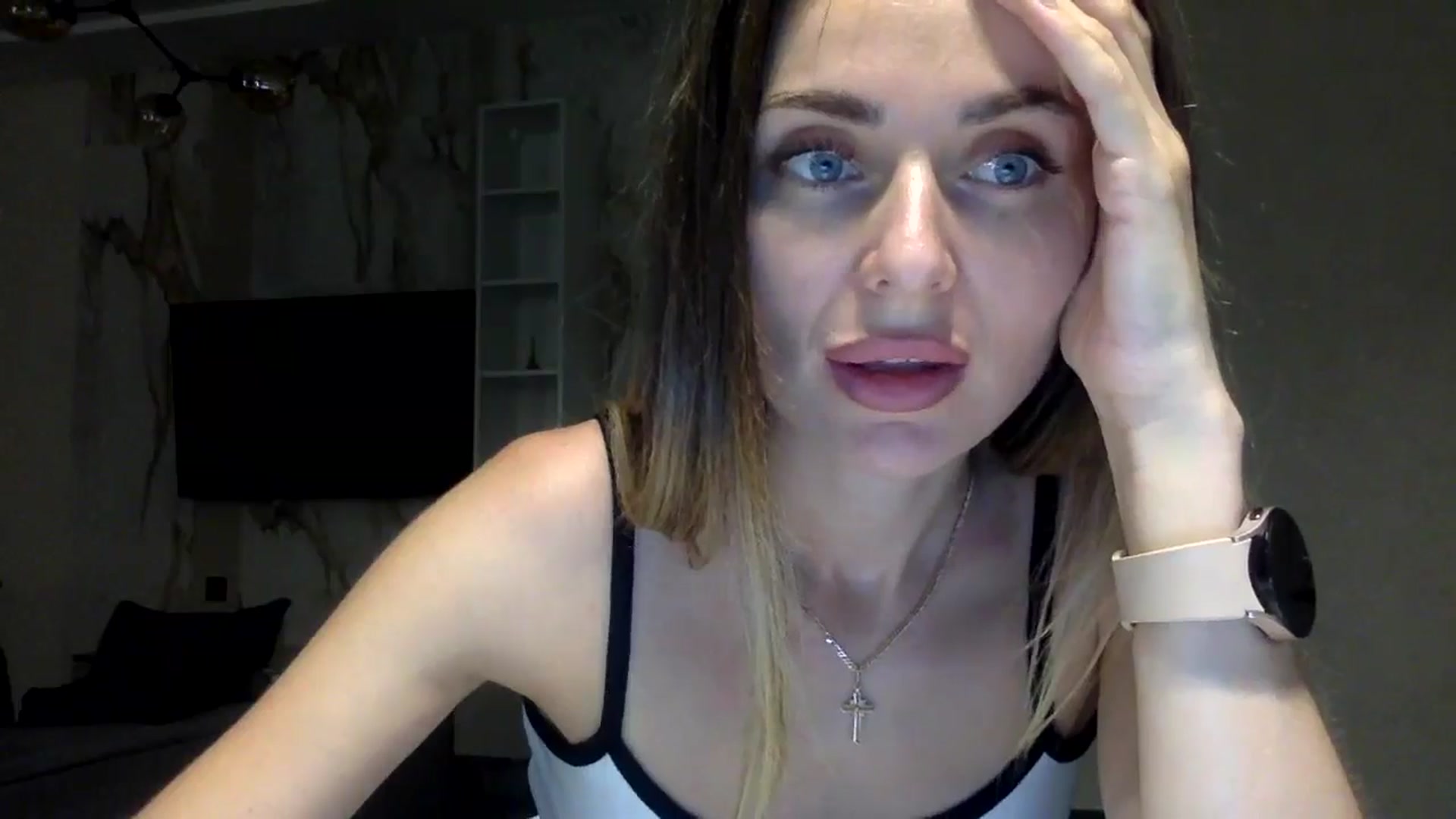 Gallery image thumbnail from EllieSiren's myfreecams stream on, 07/16/2024, 19:02 image 17 of 20