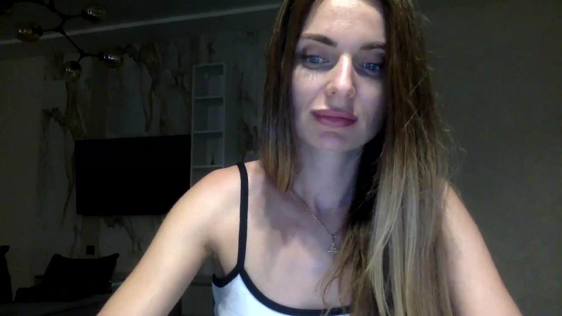 Gallery image thumbnail from EllieSiren's myfreecams stream on, 07/16/2024, 19:02 image 7 of 20