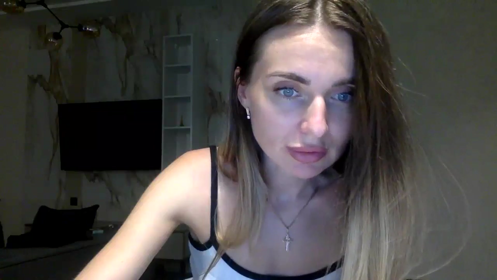 Gallery image thumbnail from EllieSiren's myfreecams stream on, 07/16/2024, 19:17 image 13 of 20