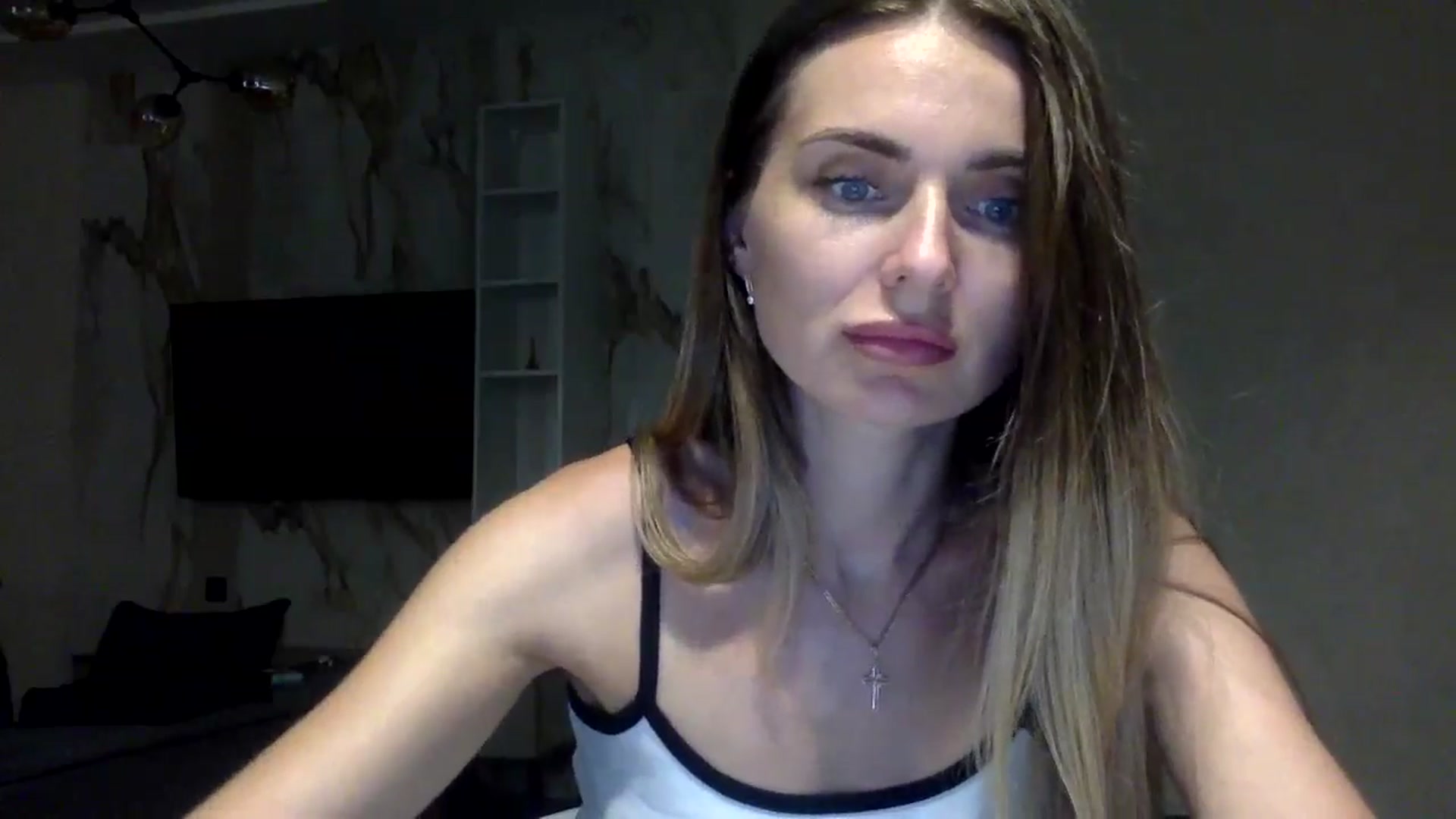 Gallery image thumbnail from EllieSiren's myfreecams stream on, 07/16/2024, 19:17 image 8 of 20