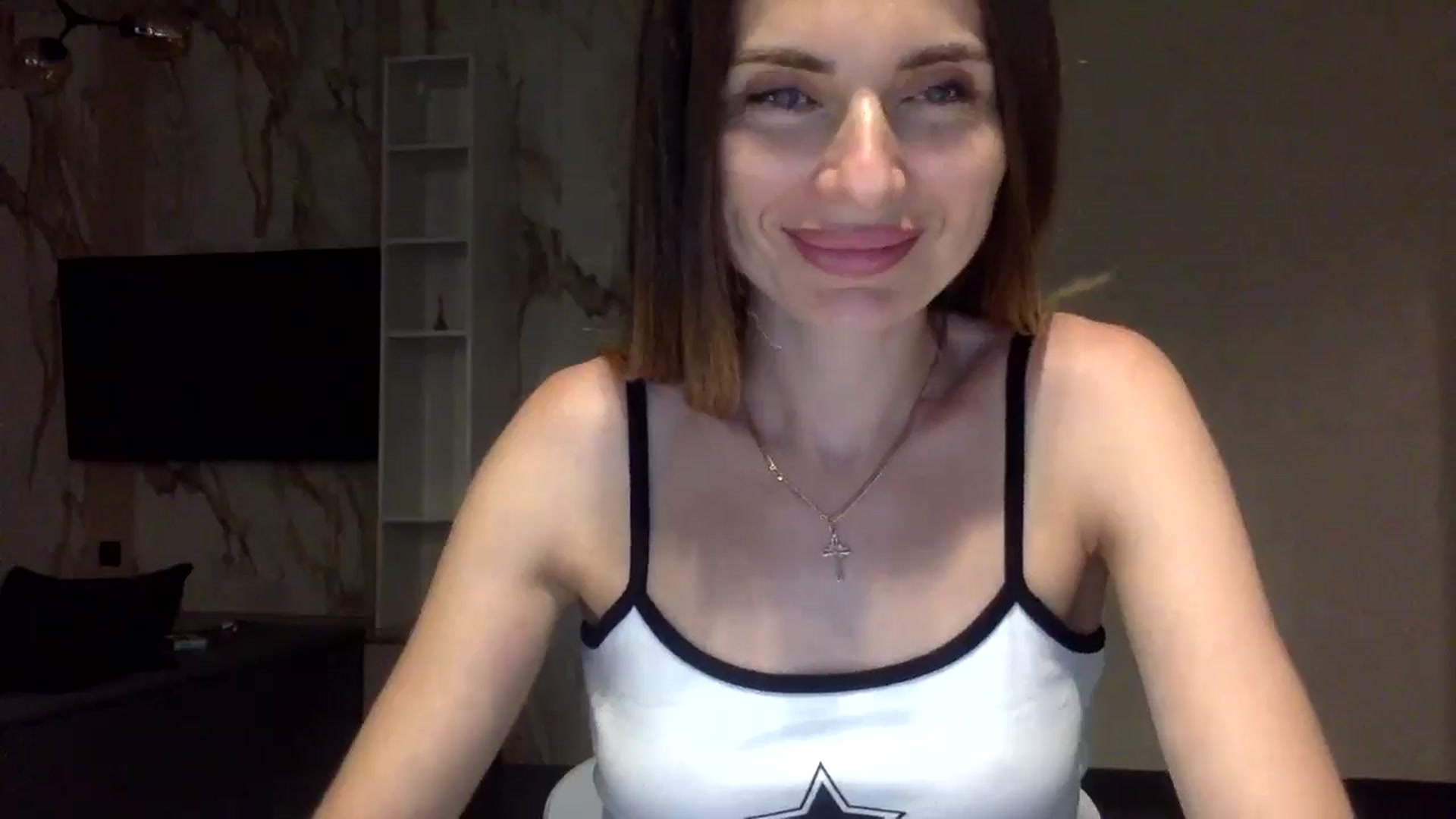 Gallery image thumbnail from EllieSiren's myfreecams stream on, 07/16/2024, 19:56 image 5 of 20