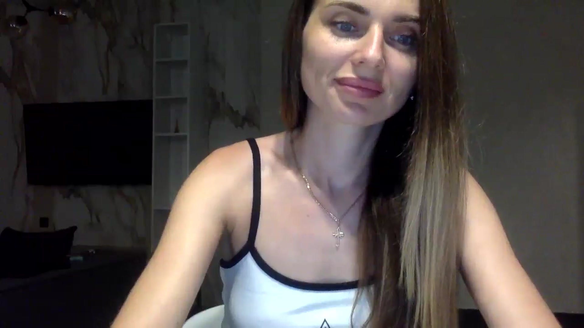 Gallery image thumbnail from EllieSiren's myfreecams stream on, 07/16/2024, 19:56 image 2 of 20