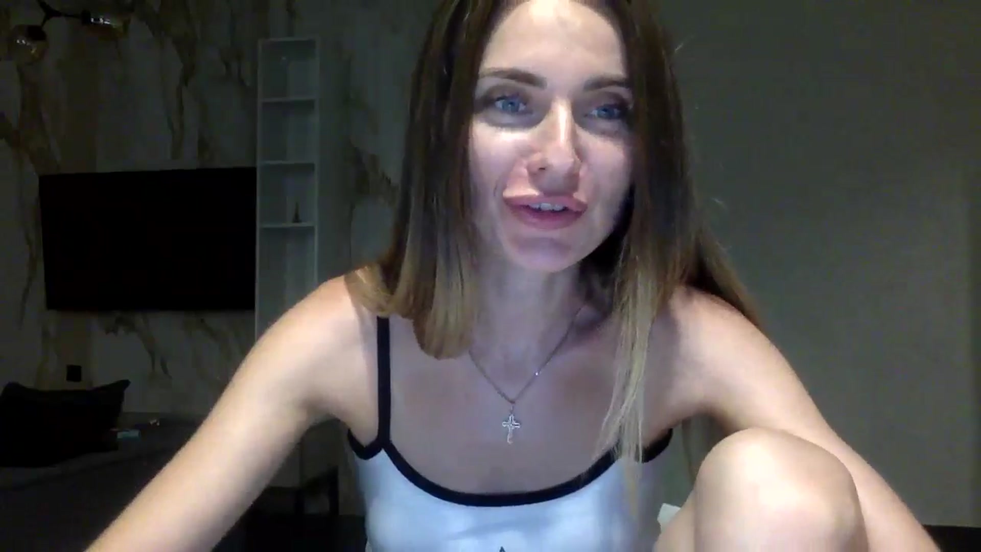 Gallery image thumbnail from EllieSiren's myfreecams stream on, 07/16/2024, 19:56 image 11 of 20