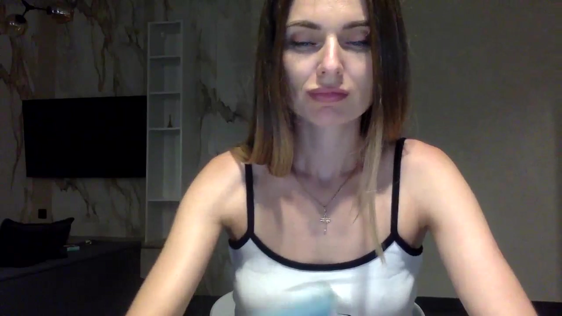 Gallery image thumbnail from EllieSiren's myfreecams stream on, 07/16/2024, 19:56 image 7 of 20