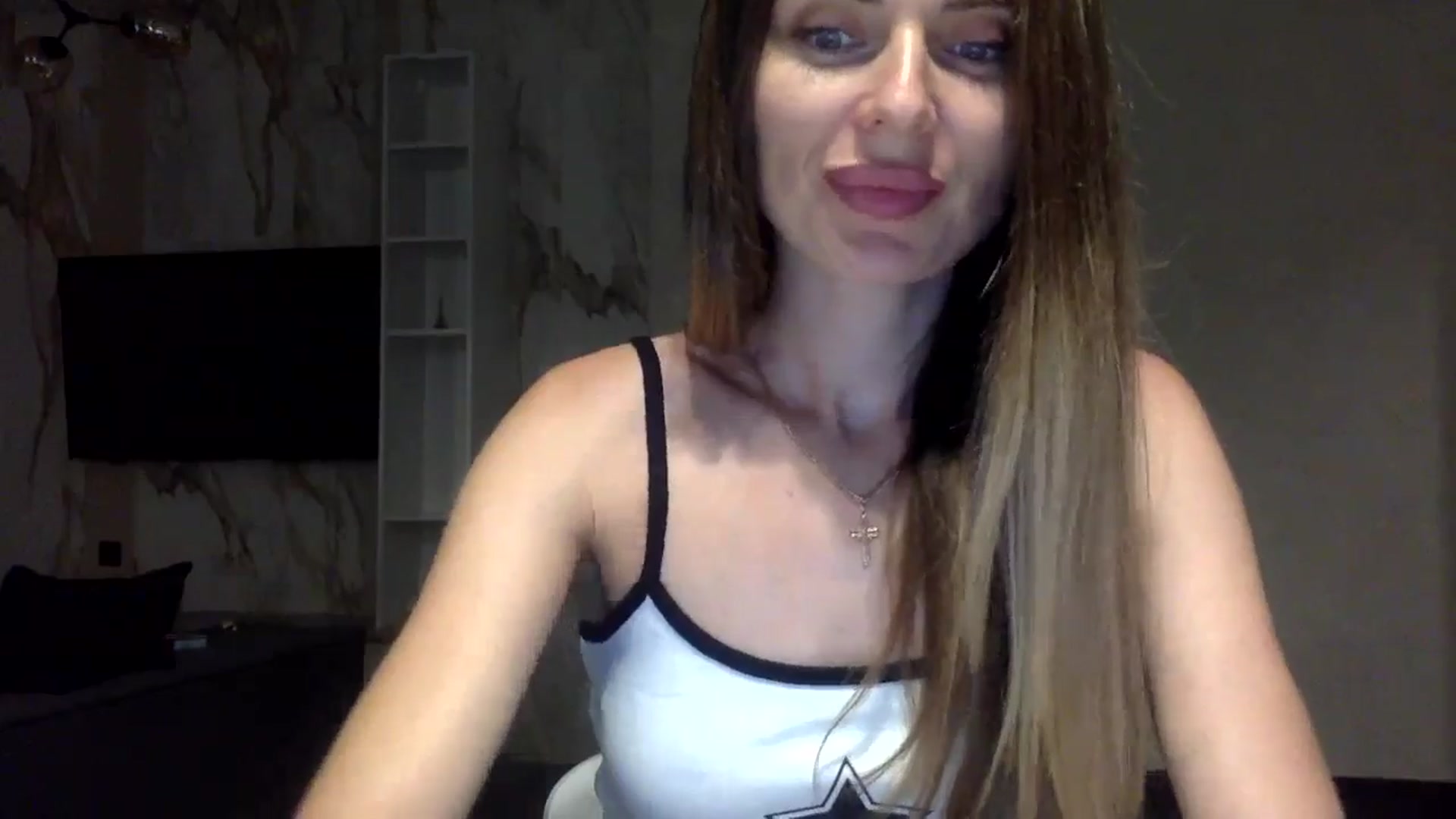 Gallery image thumbnail from EllieSiren's myfreecams stream on, 07/16/2024, 19:56 image 3 of 20