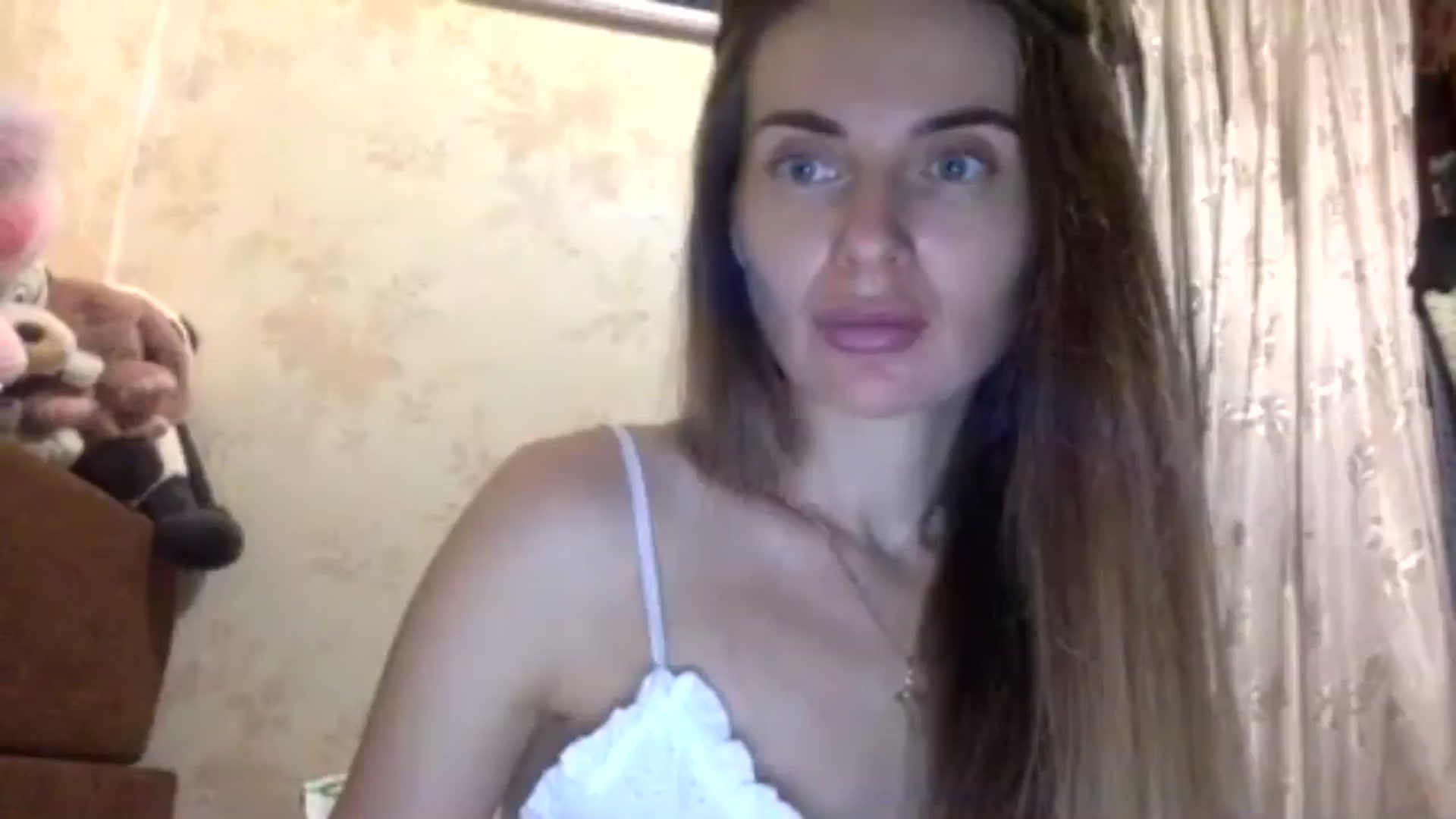 Gallery image thumbnail from EllieSiren's myfreecams stream on, 07/19/2024, 24:38 image 11 of 20