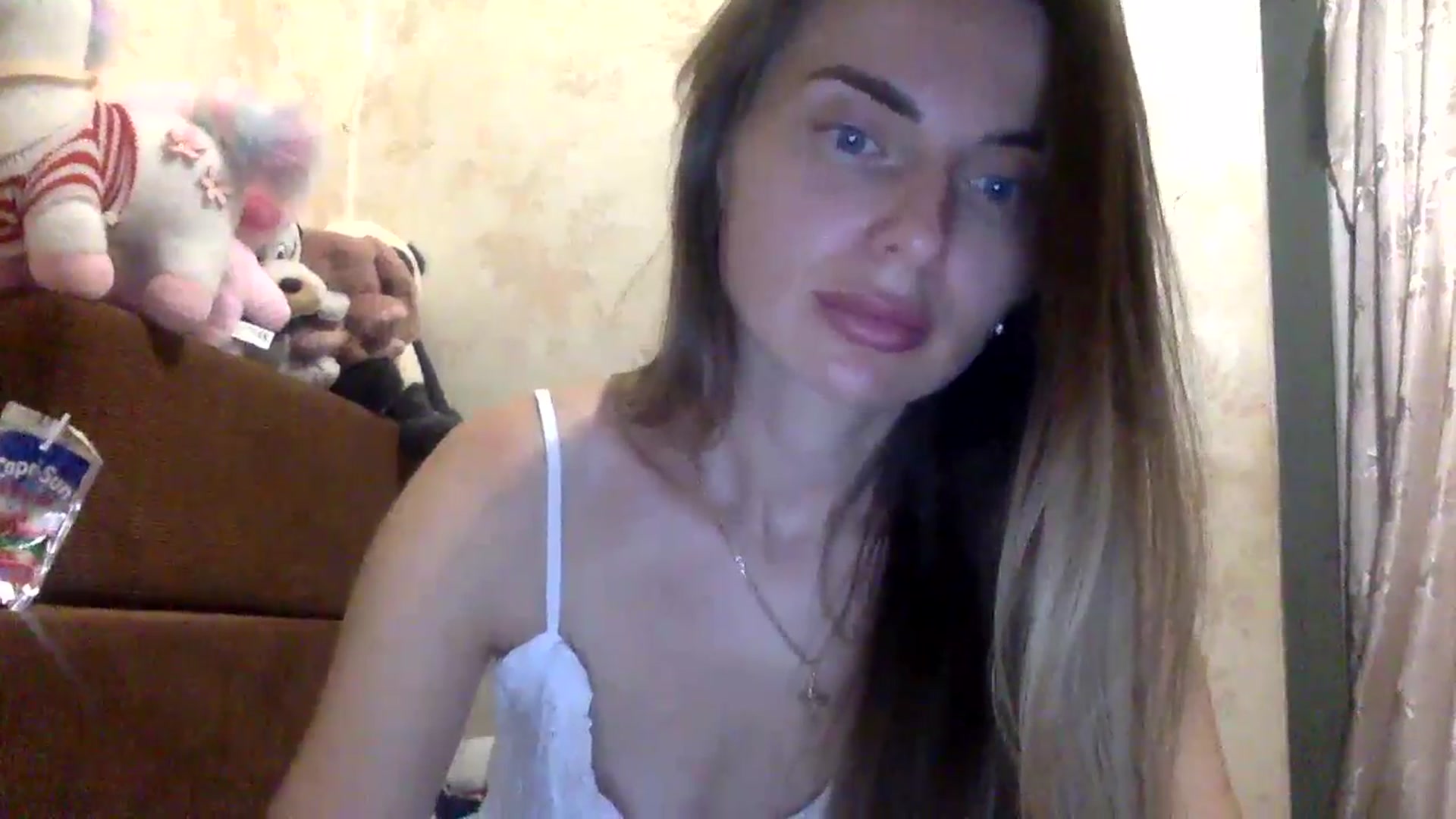 Gallery image thumbnail from EllieSiren's myfreecams stream on, 07/20/2024, 24:34 image 7 of 20