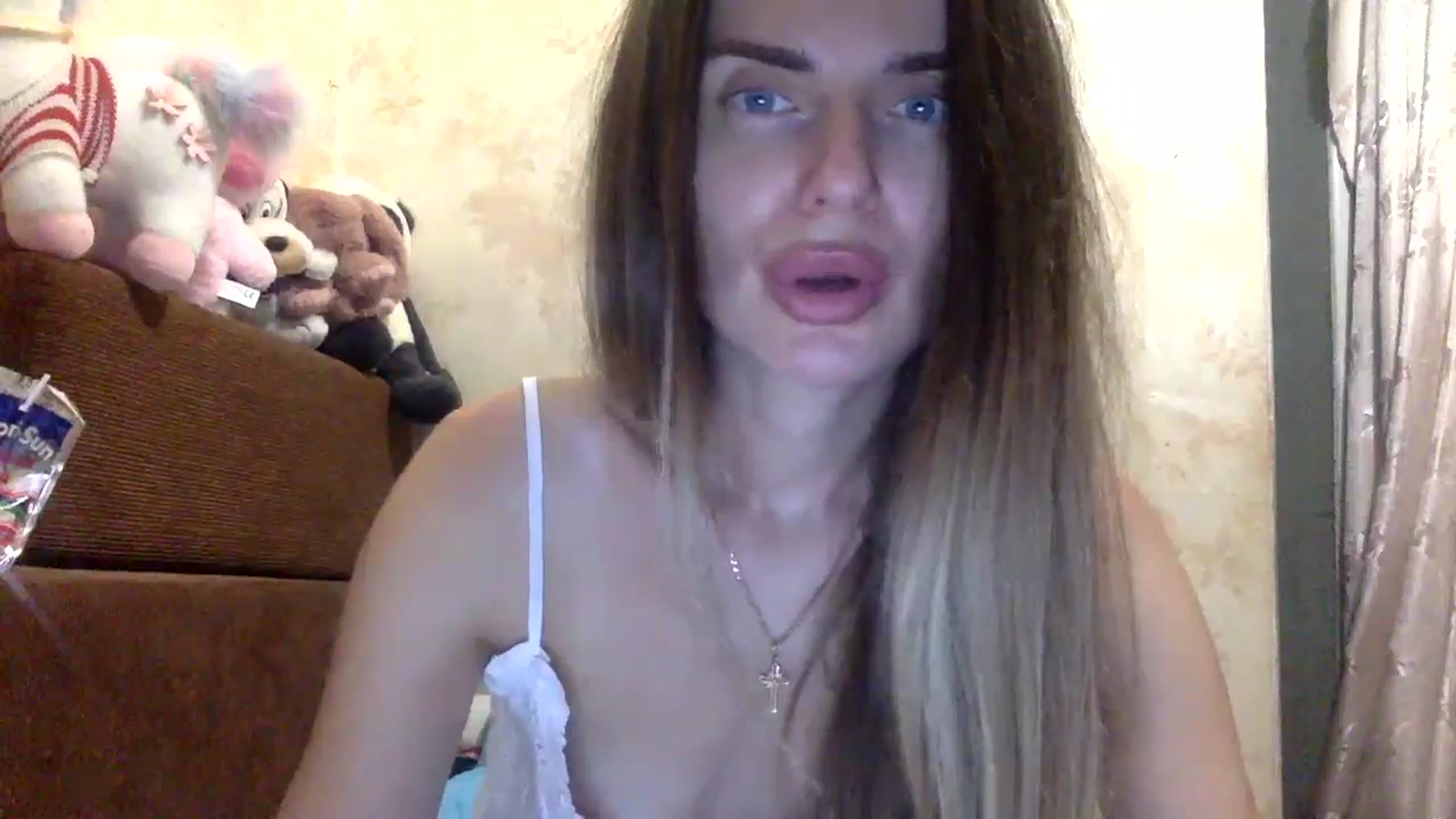 Gallery image thumbnail from EllieSiren's myfreecams stream on, 07/20/2024, 24:34 image 11 of 20