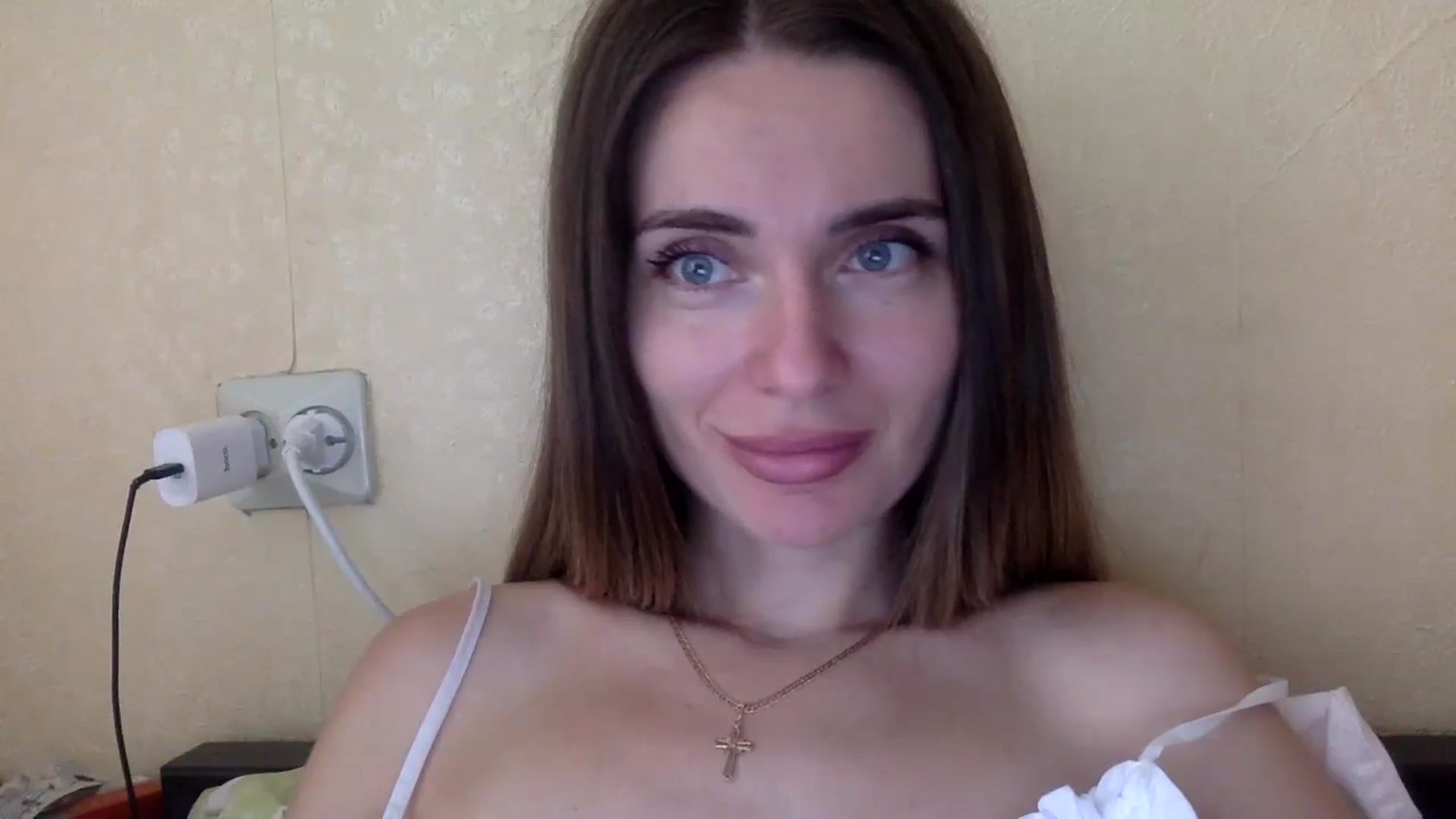 Gallery image thumbnail from EllieSiren's myfreecams stream on, 07/21/2024, 15:47 image 2 of 20