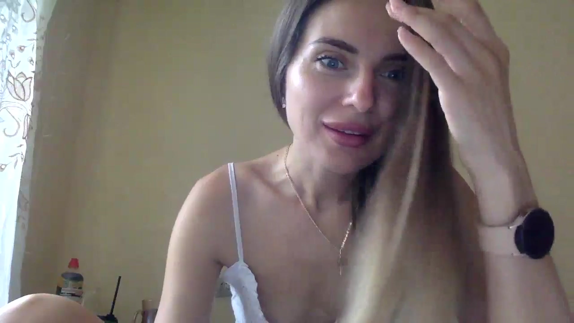 Gallery image thumbnail from EllieSiren's myfreecams stream on, 07/21/2024, 15:47 image 18 of 20