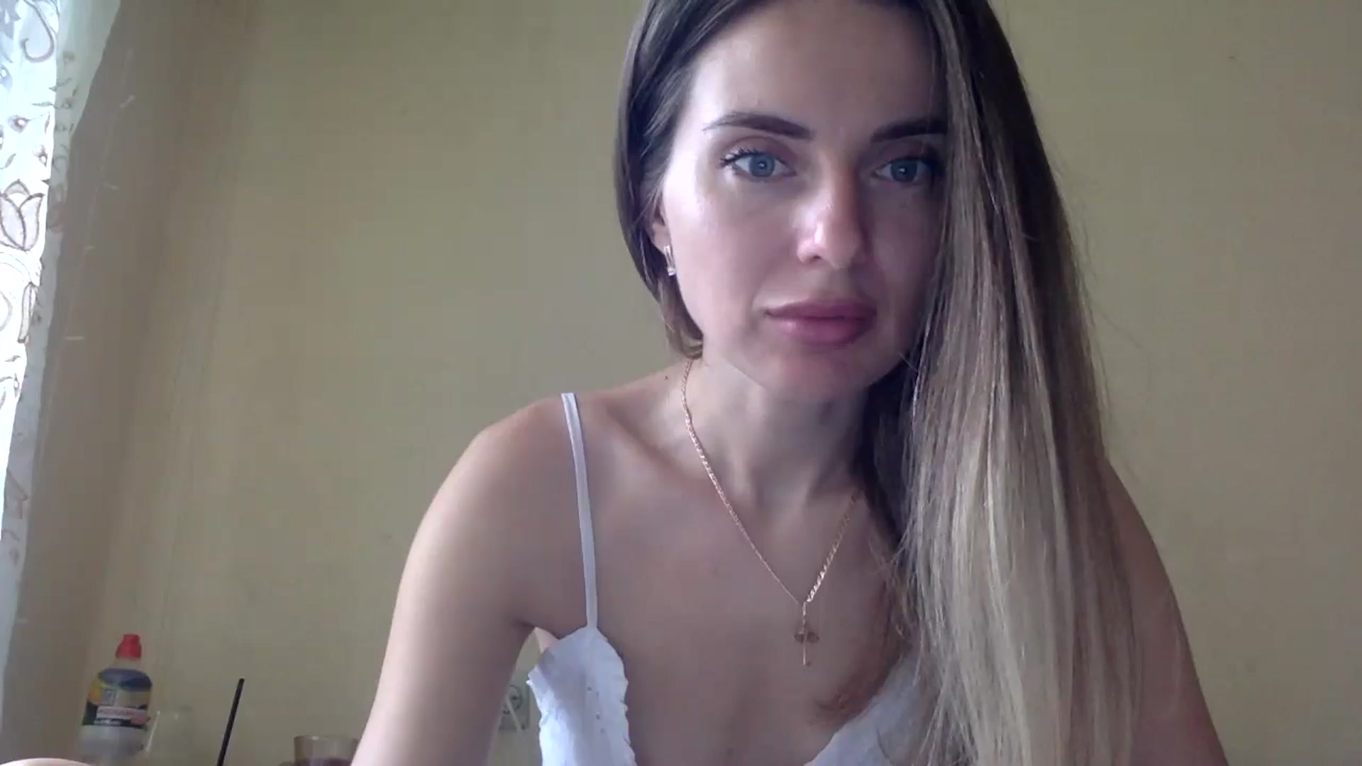 Gallery image thumbnail from EllieSiren's myfreecams stream on, 07/21/2024, 15:47 image 14 of 20