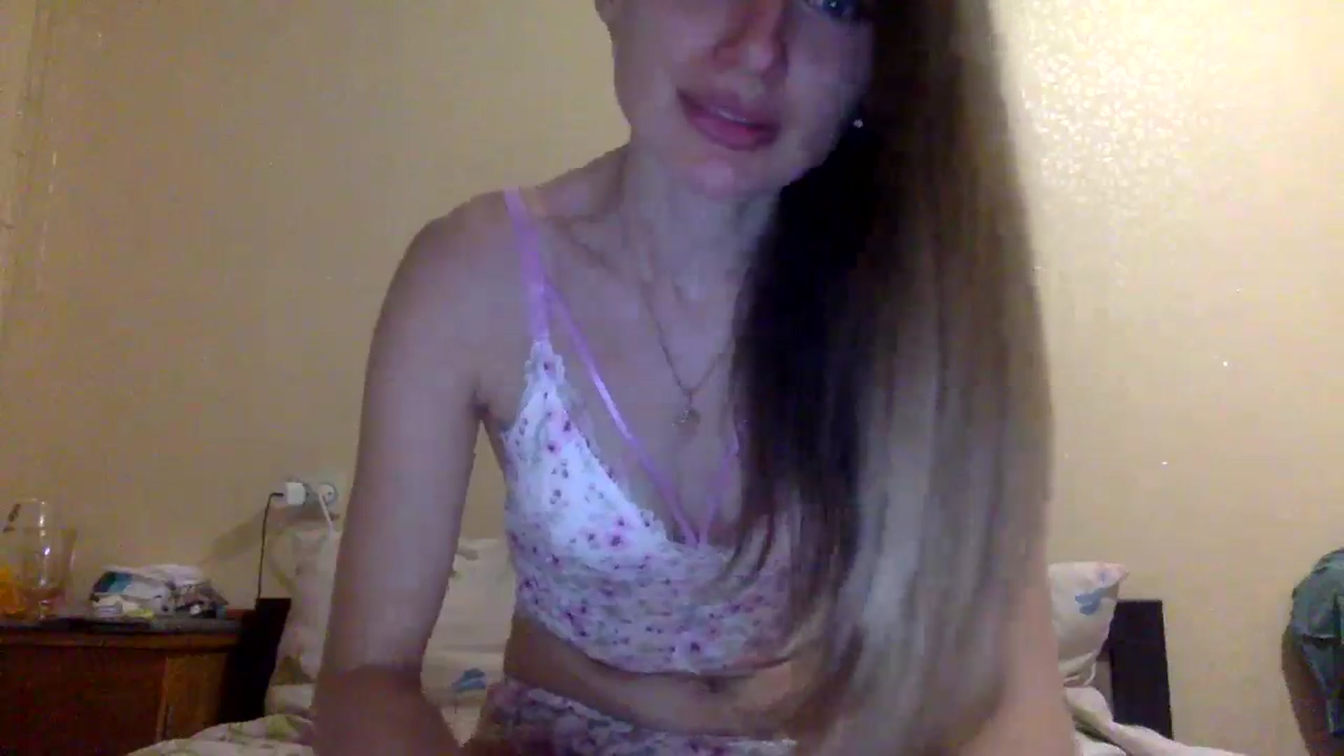 Gallery image thumbnail from EllieSiren's myfreecams stream on, 07/23/2024, 18:38 image 11 of 20