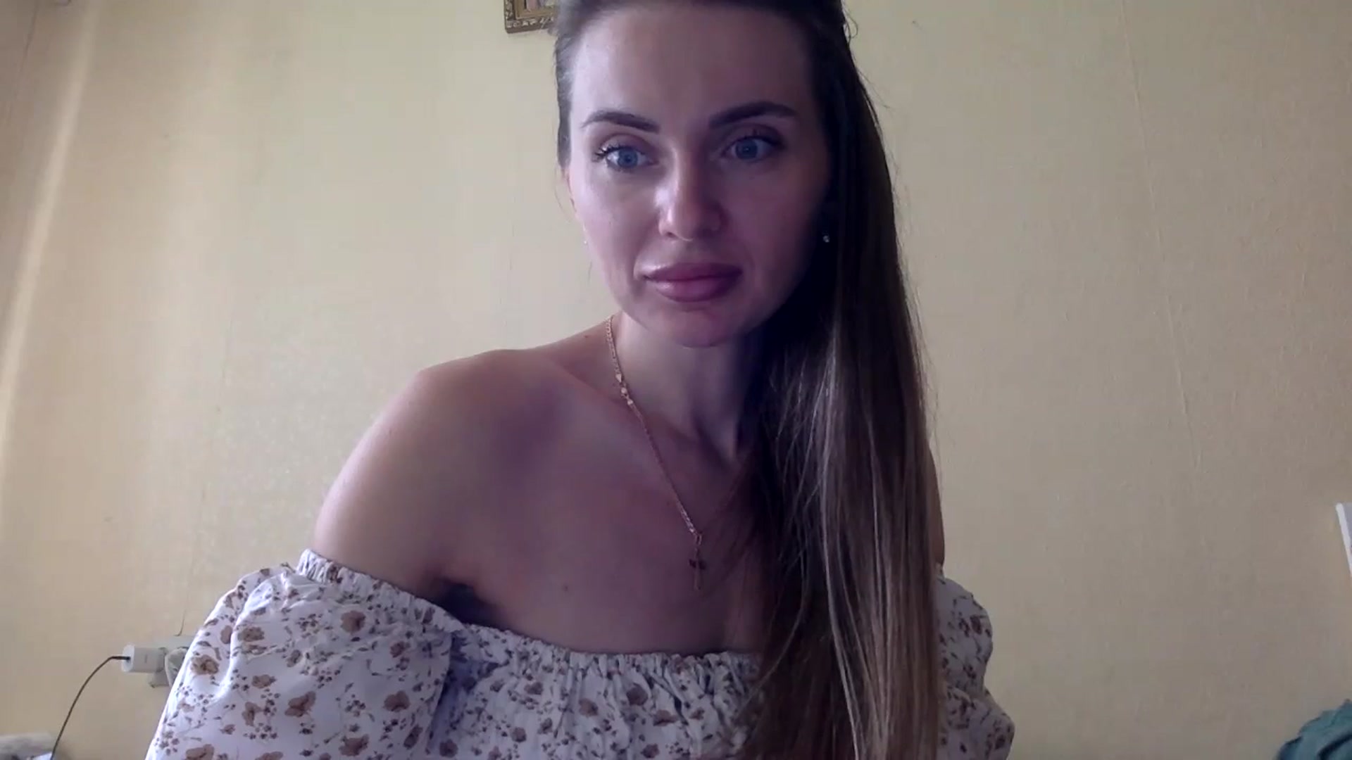 Gallery image thumbnail from EllieSiren's myfreecams stream on, 07/24/2024, 14:03 image 3 of 20