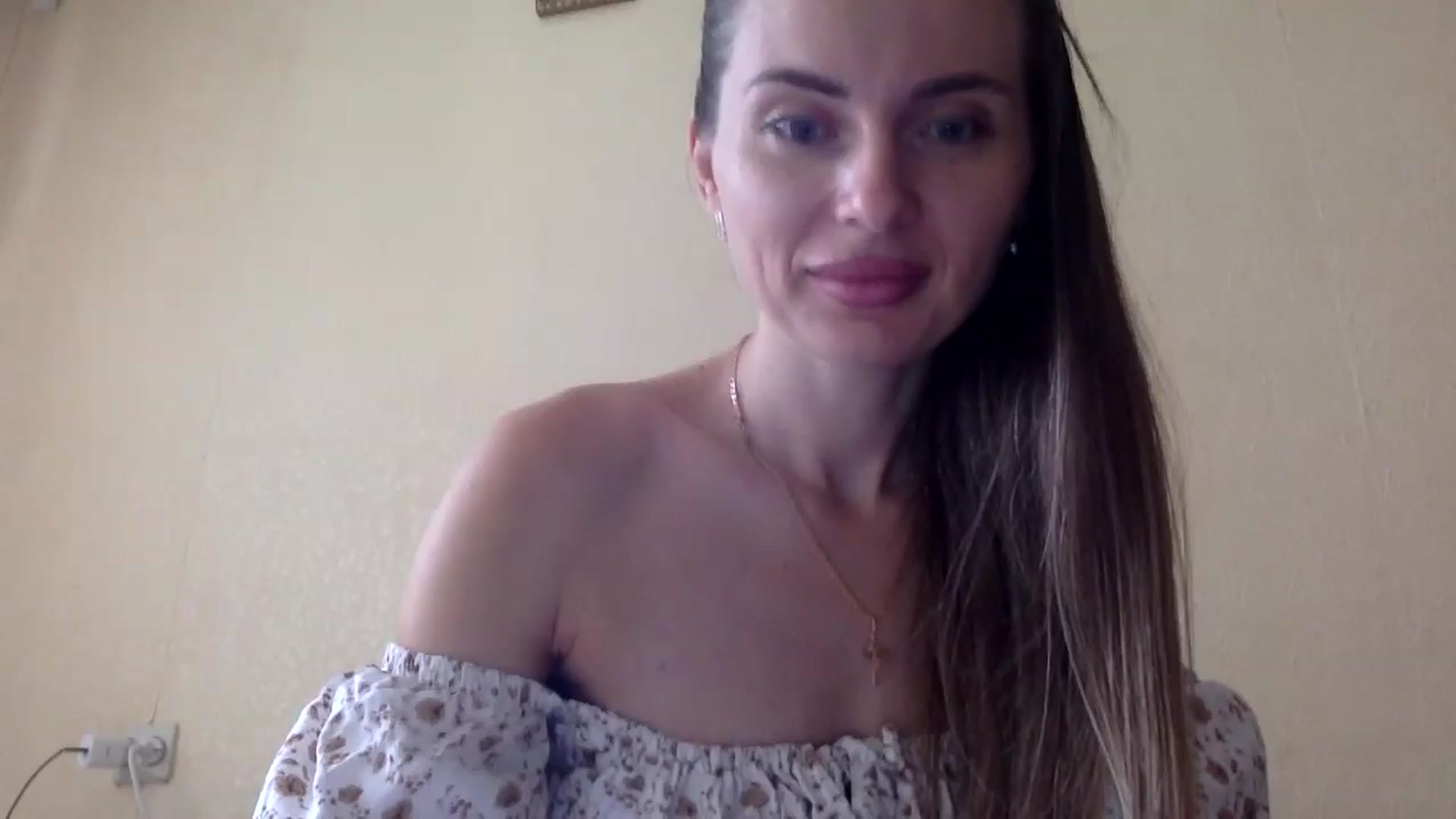 Gallery image thumbnail from EllieSiren's myfreecams stream on, 07/24/2024, 14:03 image 1 of 20