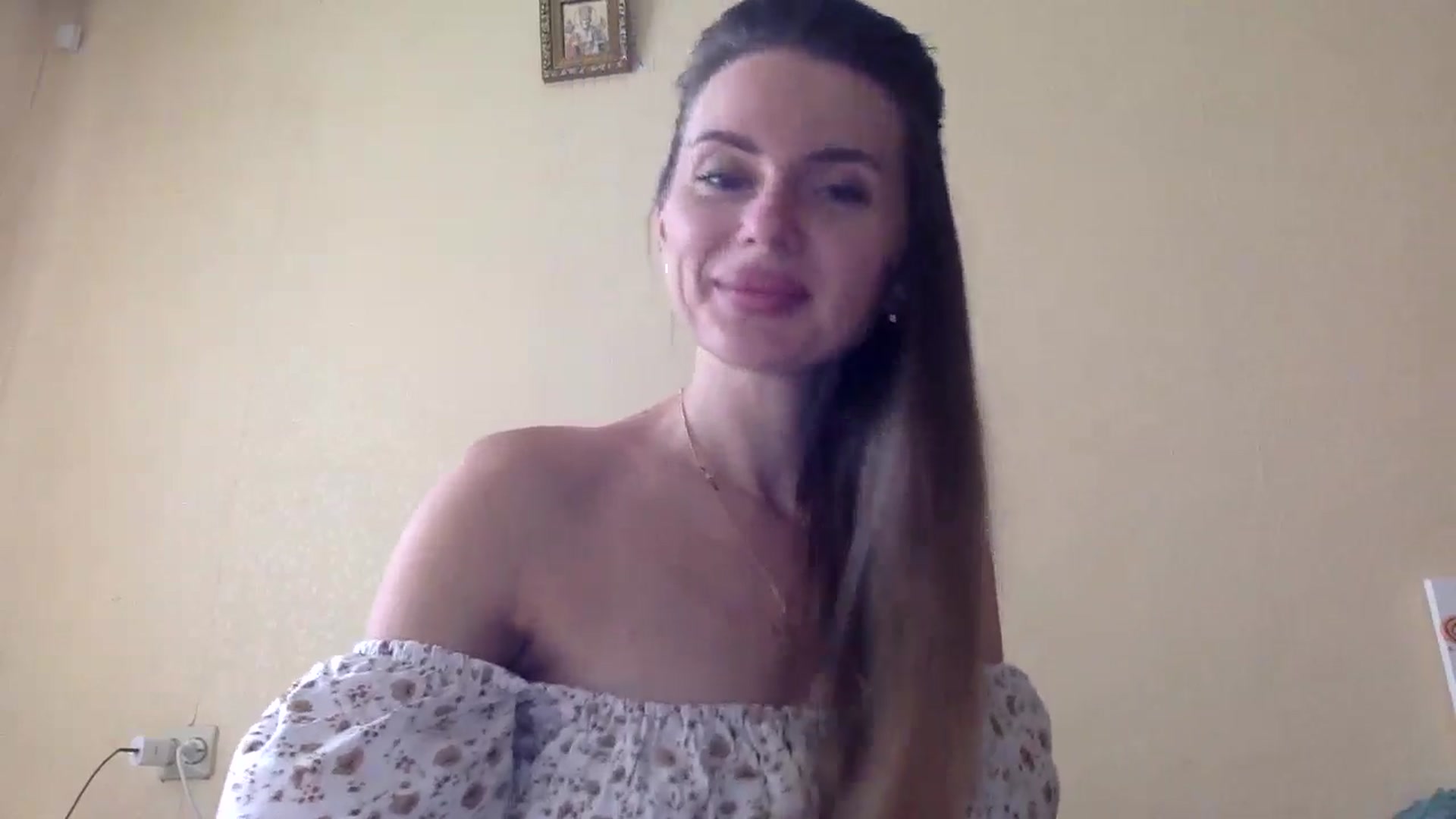 Gallery image thumbnail from EllieSiren's myfreecams stream on, 07/24/2024, 14:27 image 16 of 20