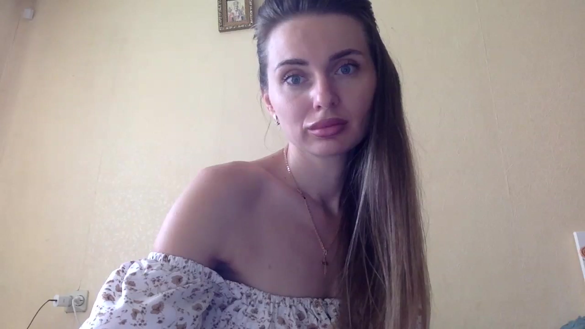 Gallery image thumbnail from EllieSiren's myfreecams stream on, 07/24/2024, 14:27 image 5 of 20