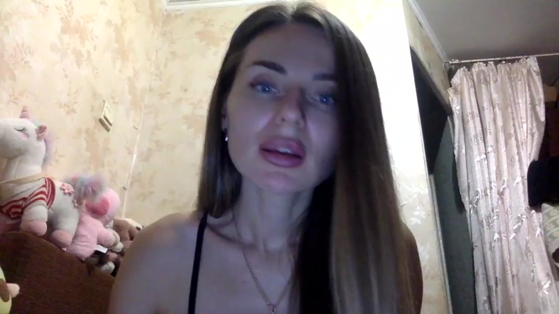 Gallery image thumbnail from EllieSiren's myfreecams stream on, 07/25/2024, 21:32 image 7 of 20