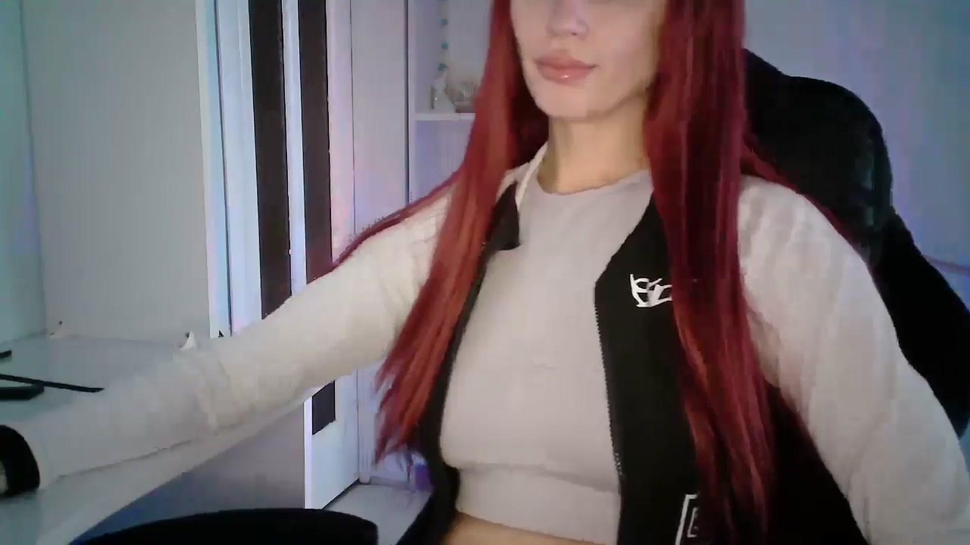 Gallery image thumbnail from EllieStyles's myfreecams stream on, 01/09/2026, 10:50 image 10 of 20