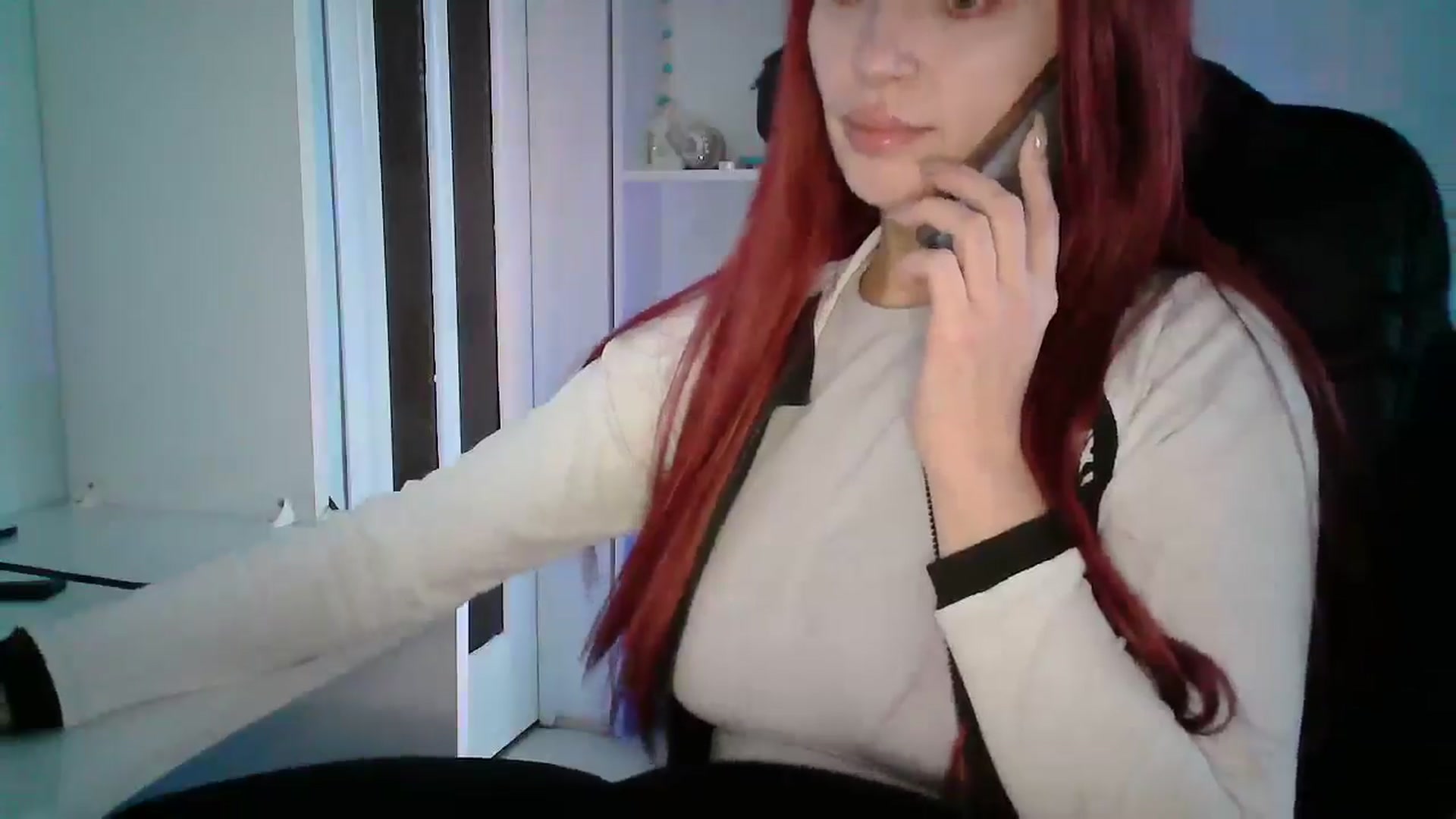 Gallery image thumbnail from EllieStyles's myfreecams stream on, 01/09/2026, 10:50 image 14 of 20