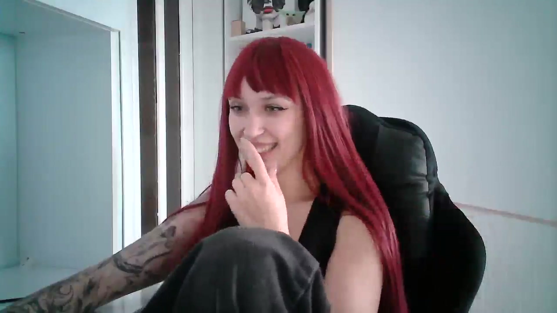 Gallery image thumbnail from EllieStyles's myfreecams stream on, 01/10/2026, 12:17 image 12 of 20