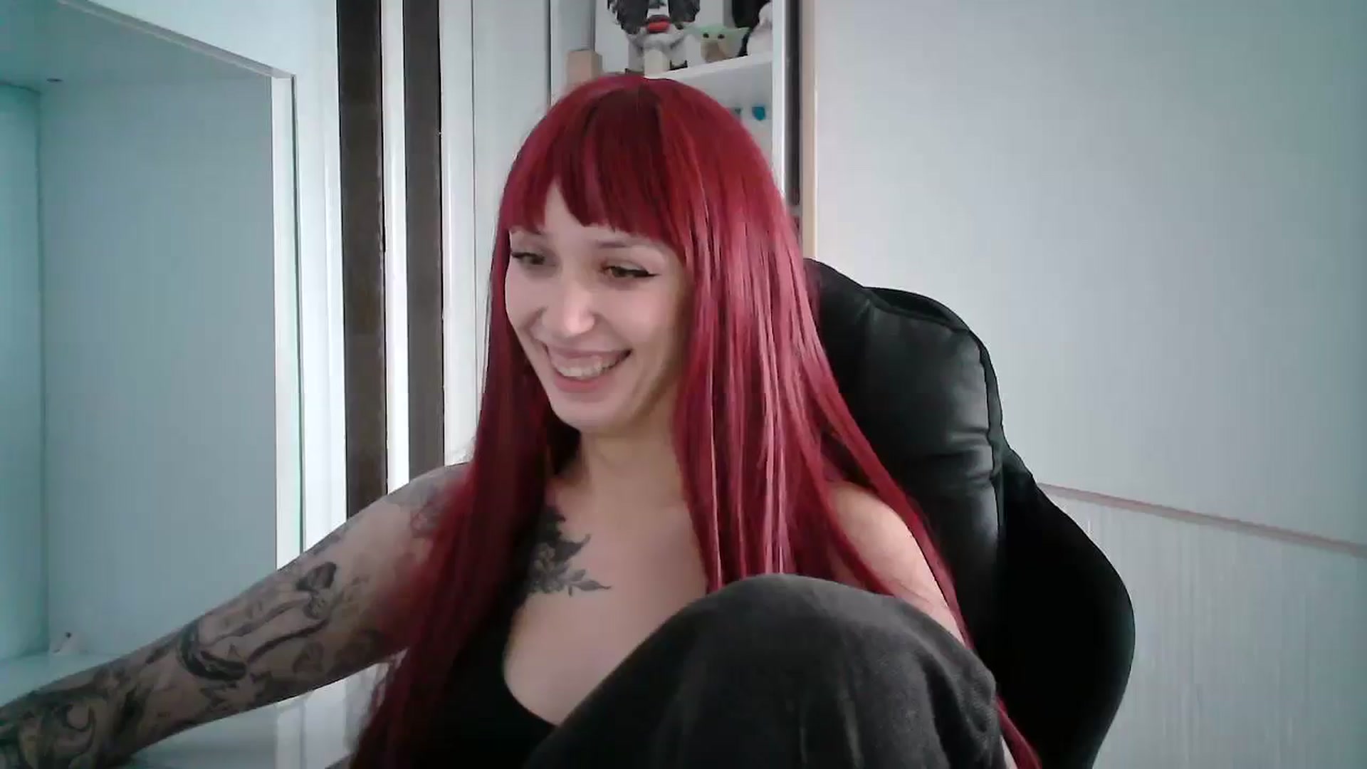 Gallery image thumbnail from EllieStyles's myfreecams stream on, 01/10/2026, 12:17 image 14 of 20