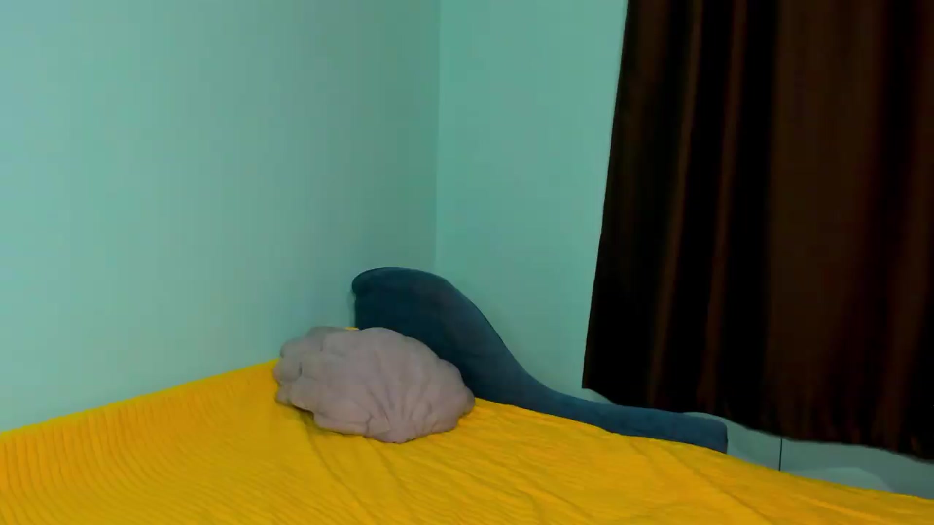 Gallery image thumbnail from Ellie_Ellie's myfreecams stream on, 08/10/2026, 23:09 image 15 of 20