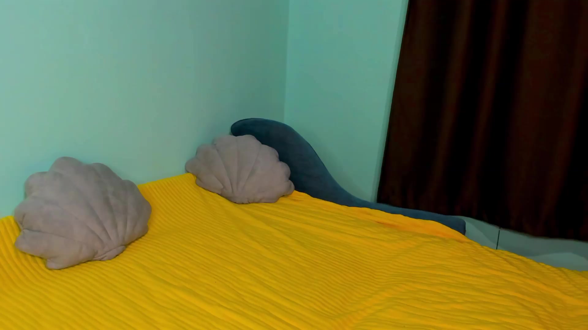 Gallery image thumbnail from Ellie_Ellie's myfreecams stream on, 08/21/2026, 23:10 image 9 of 20