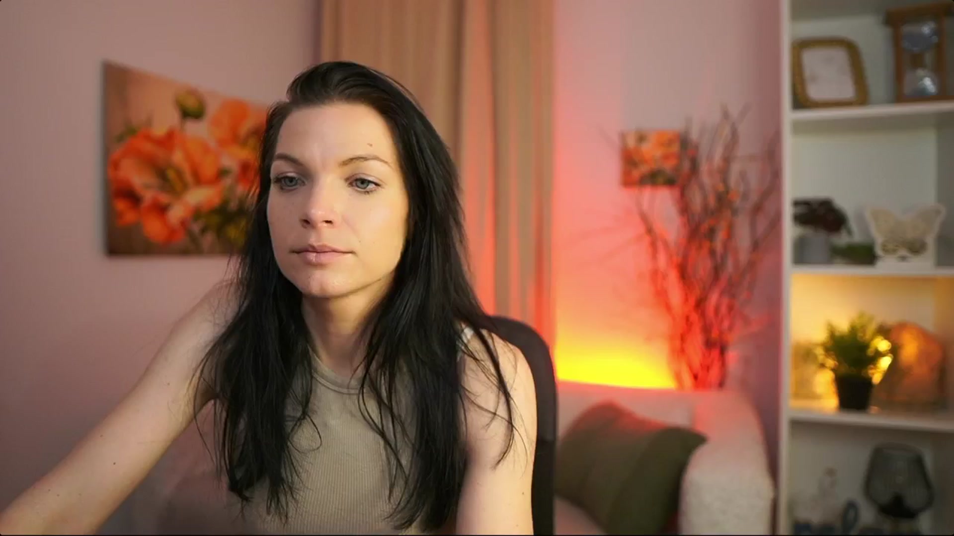 Gallery image thumbnail from Ellie_Kay's myfreecams stream on, 04/04/2026, 18:00 image 9 of 20