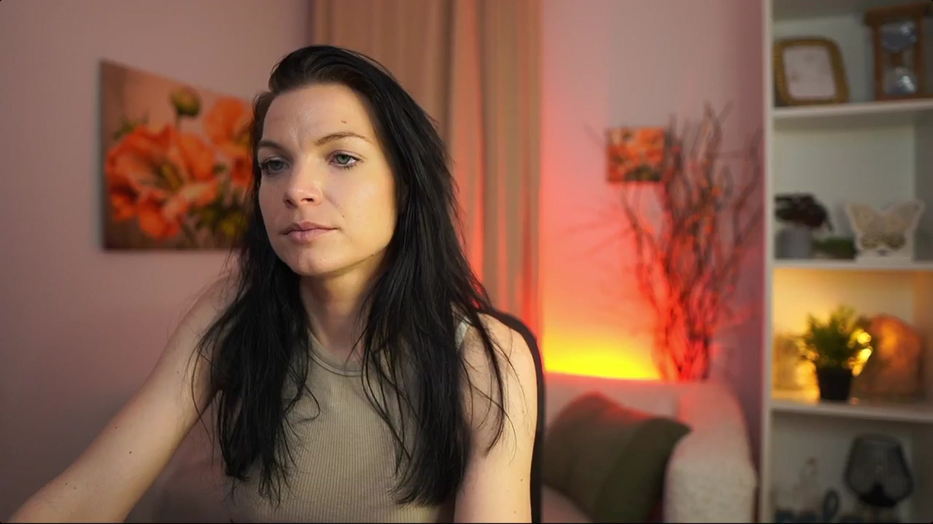 Gallery image thumbnail from Ellie_Kay's myfreecams stream on, 04/04/2026, 18:00 image 8 of 20