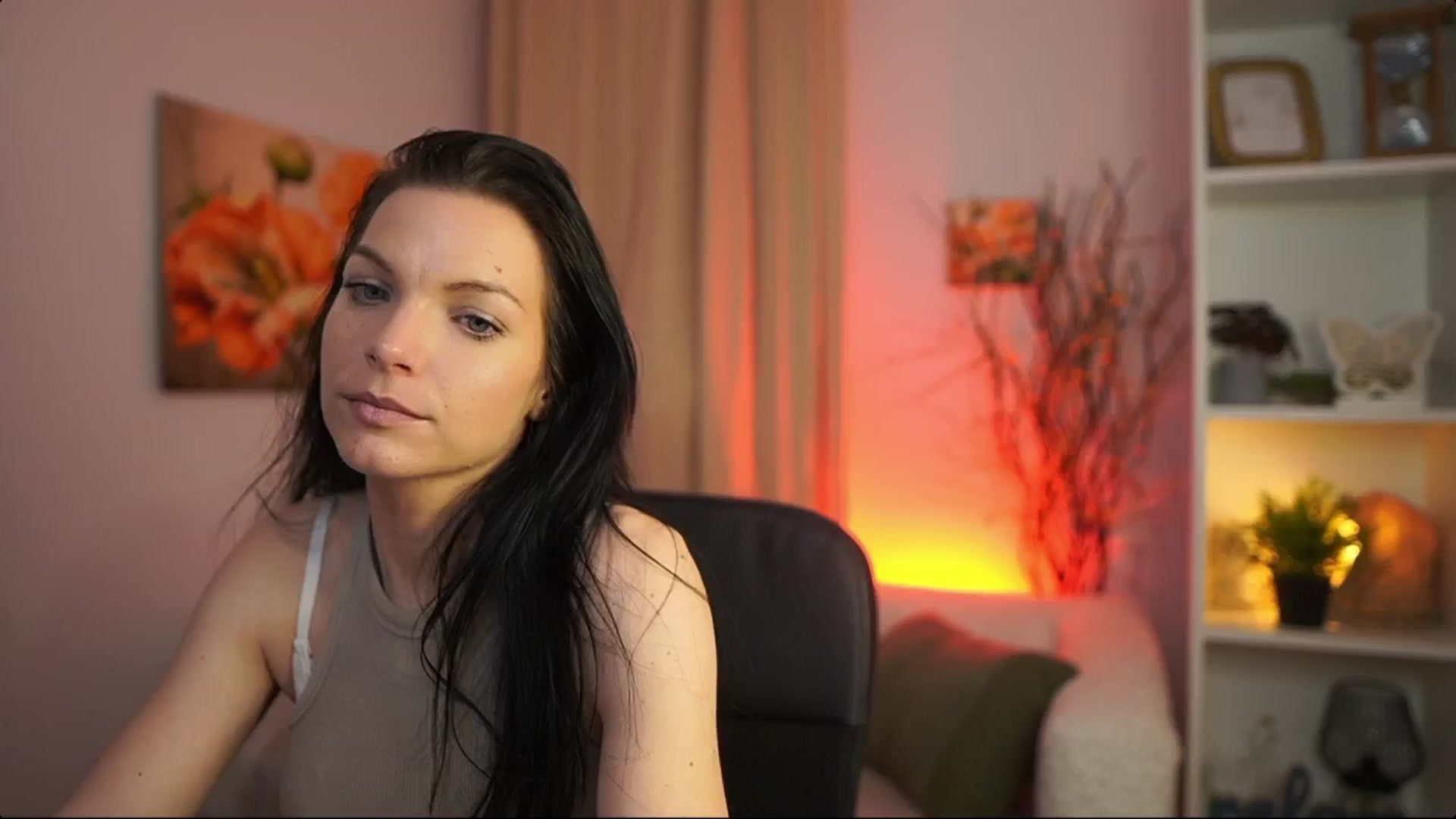 Gallery image thumbnail from Ellie_Kay's myfreecams stream on, 04/04/2026, 18:00 image 11 of 20