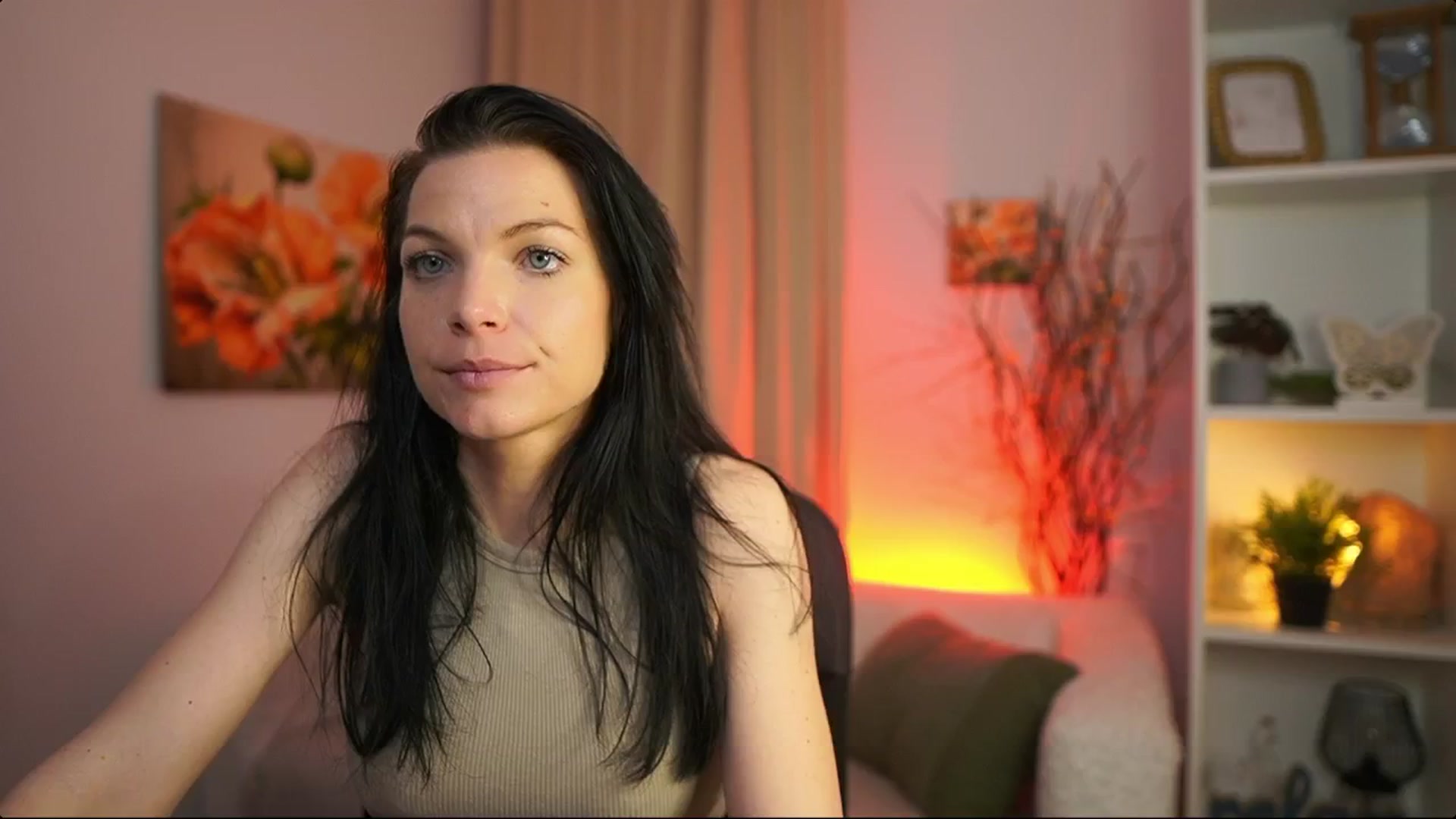 Gallery image thumbnail from Ellie_Kay's myfreecams stream on, 04/04/2026, 18:00 image 10 of 20