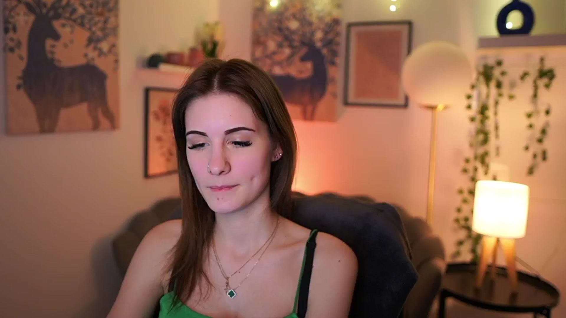 Gallery image thumbnail from Ellie_Shae's myfreecams stream on, 01/31/2025, 18:35 image 10 of 20