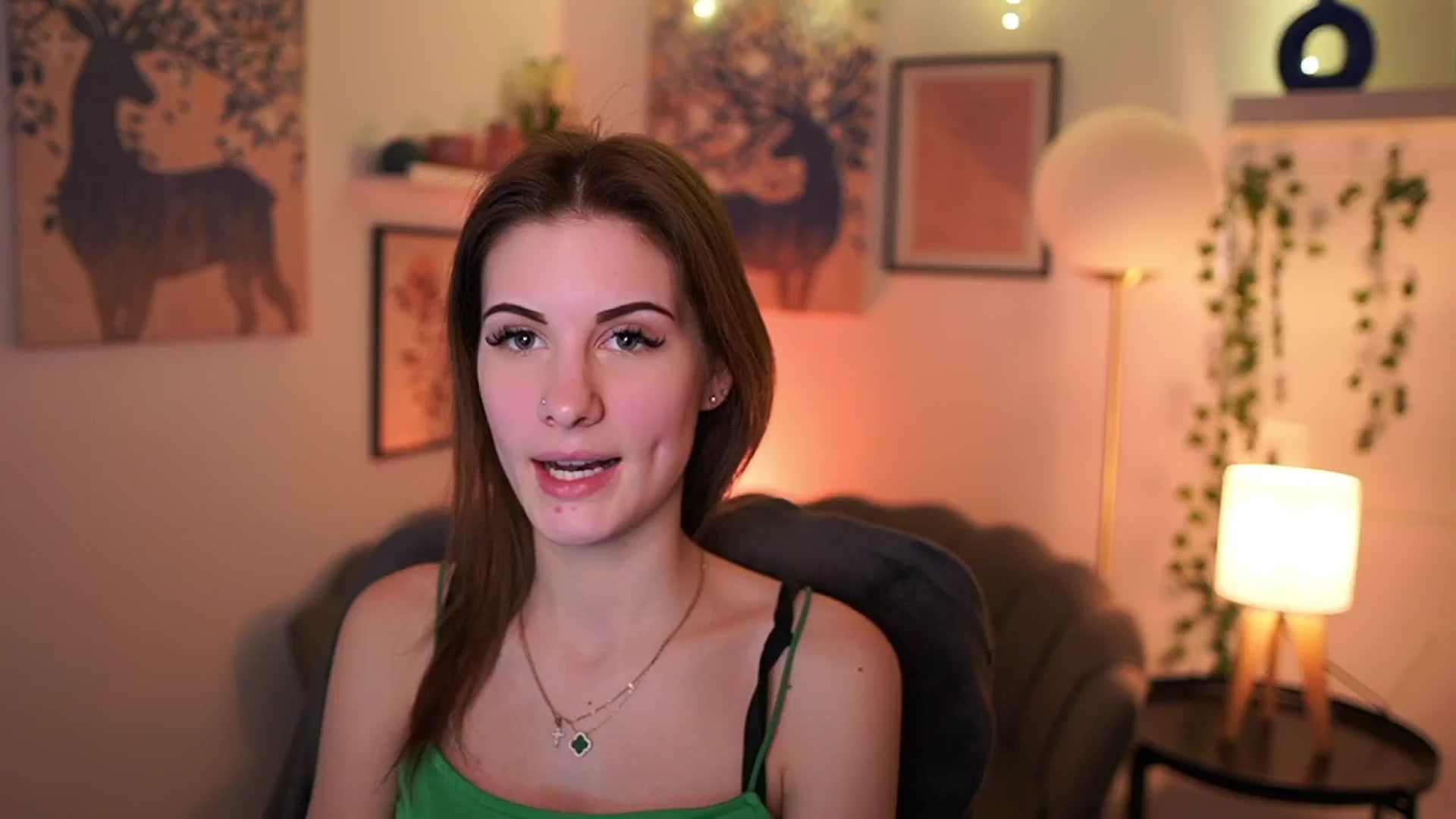 Gallery image thumbnail from Ellie_Shae's myfreecams stream on, 01/31/2025, 18:35 image 20 of 20